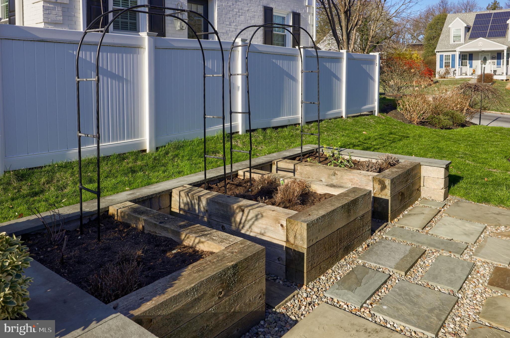 HAMILTON PARK - Residential