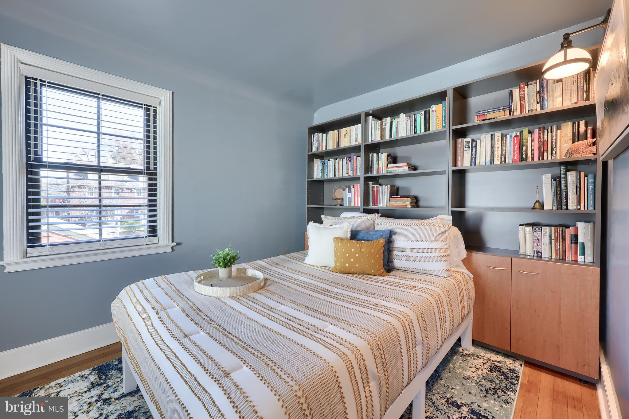 HAMILTON PARK - Residential