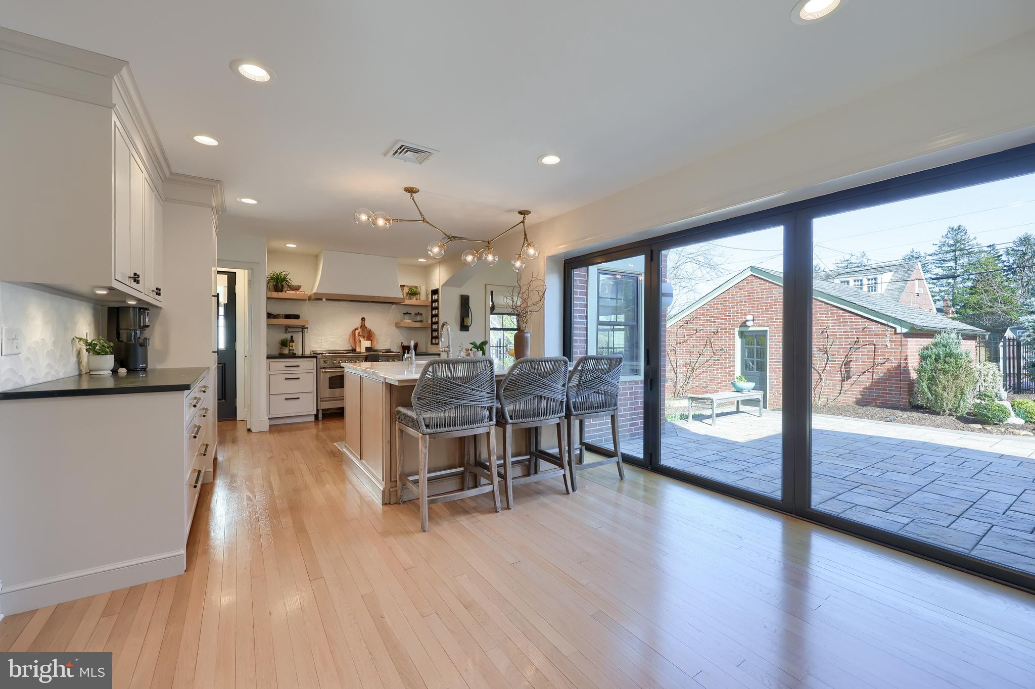 HAMILTON PARK - Residential