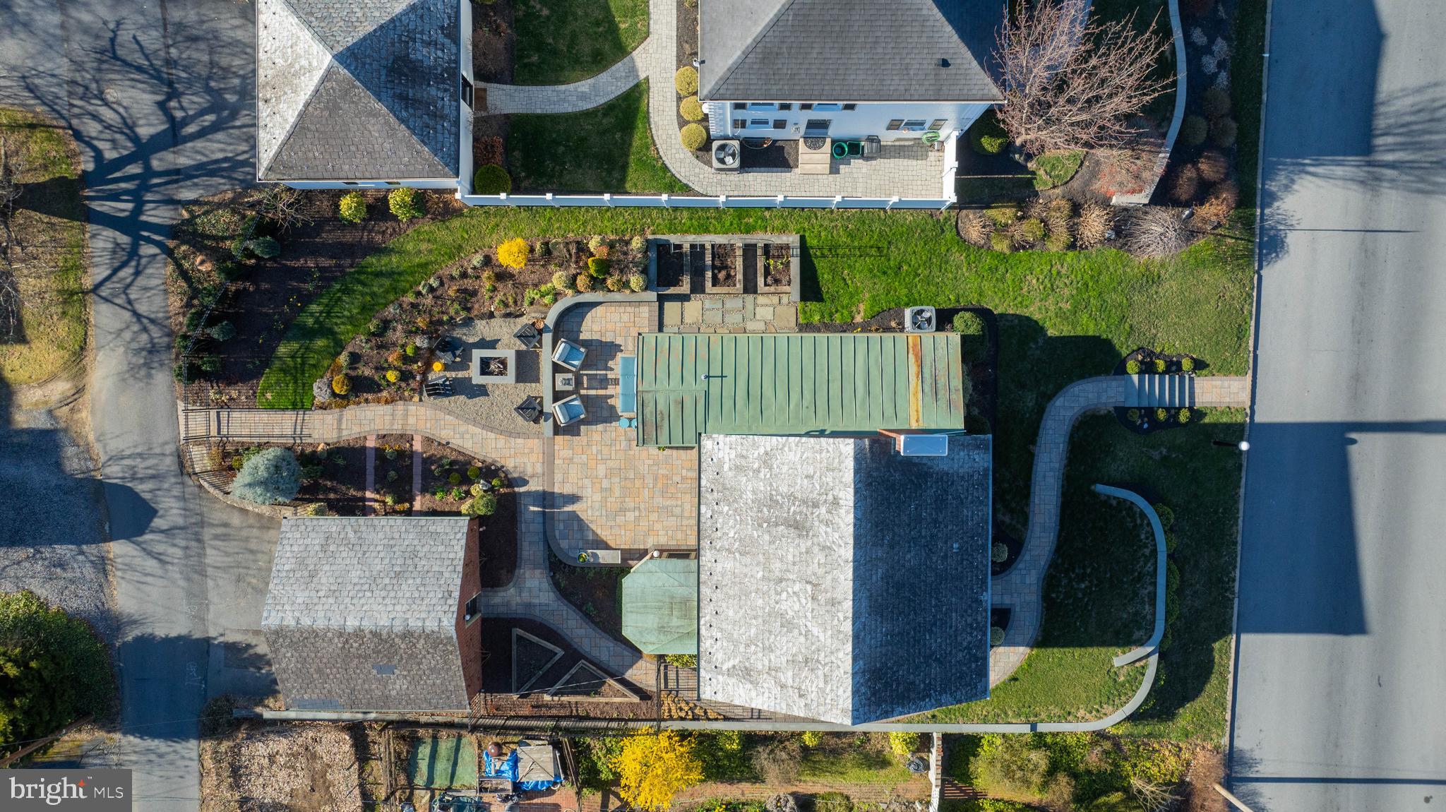 HAMILTON PARK - Residential