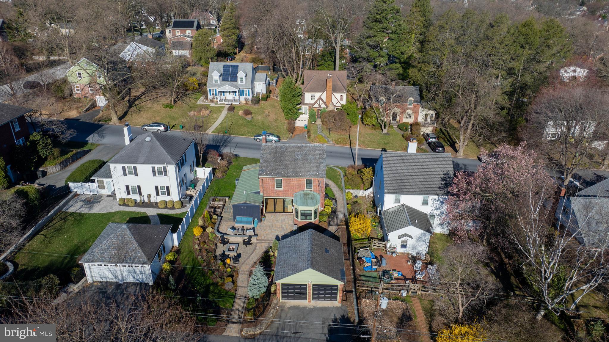 HAMILTON PARK - Residential