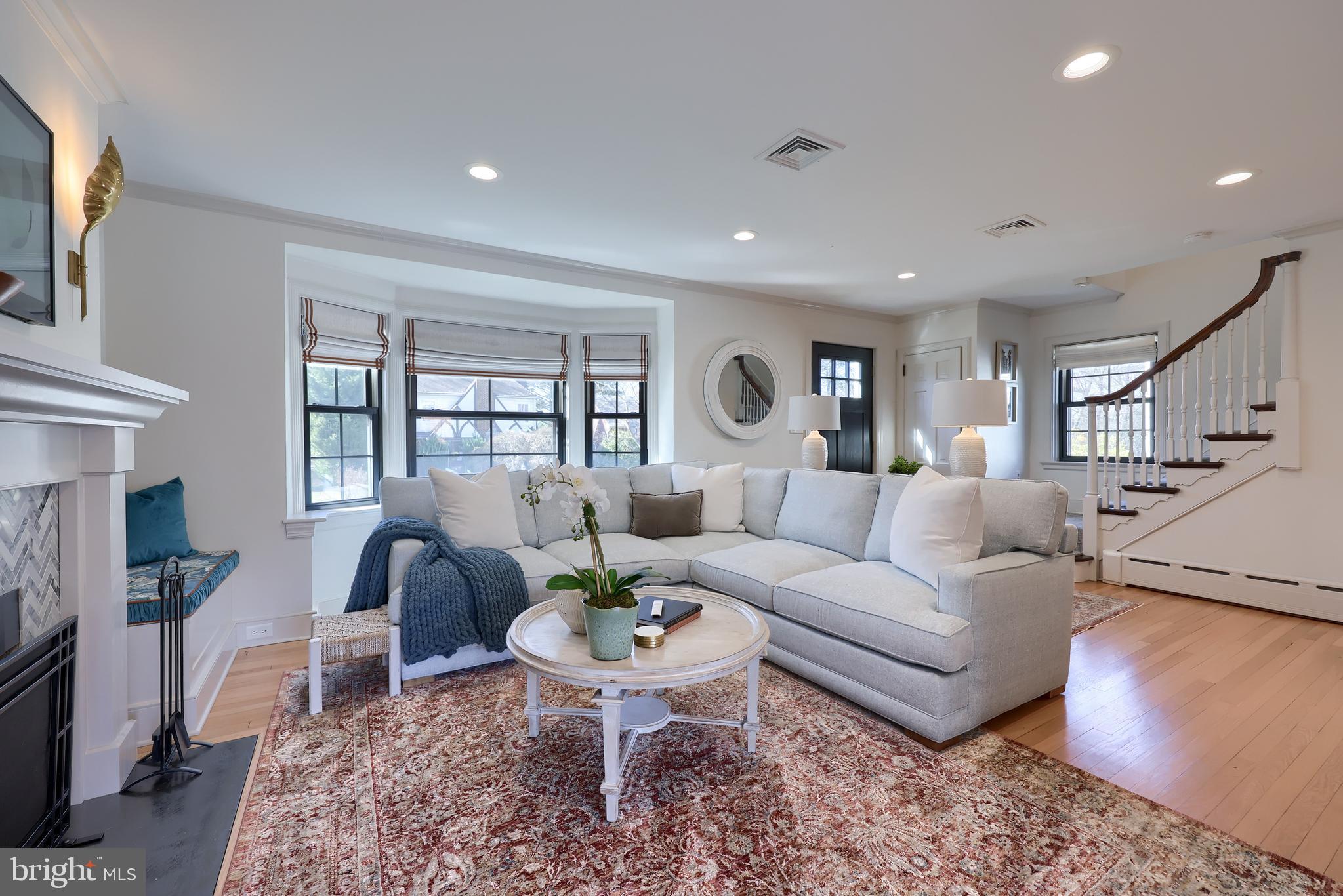 HAMILTON PARK - Residential