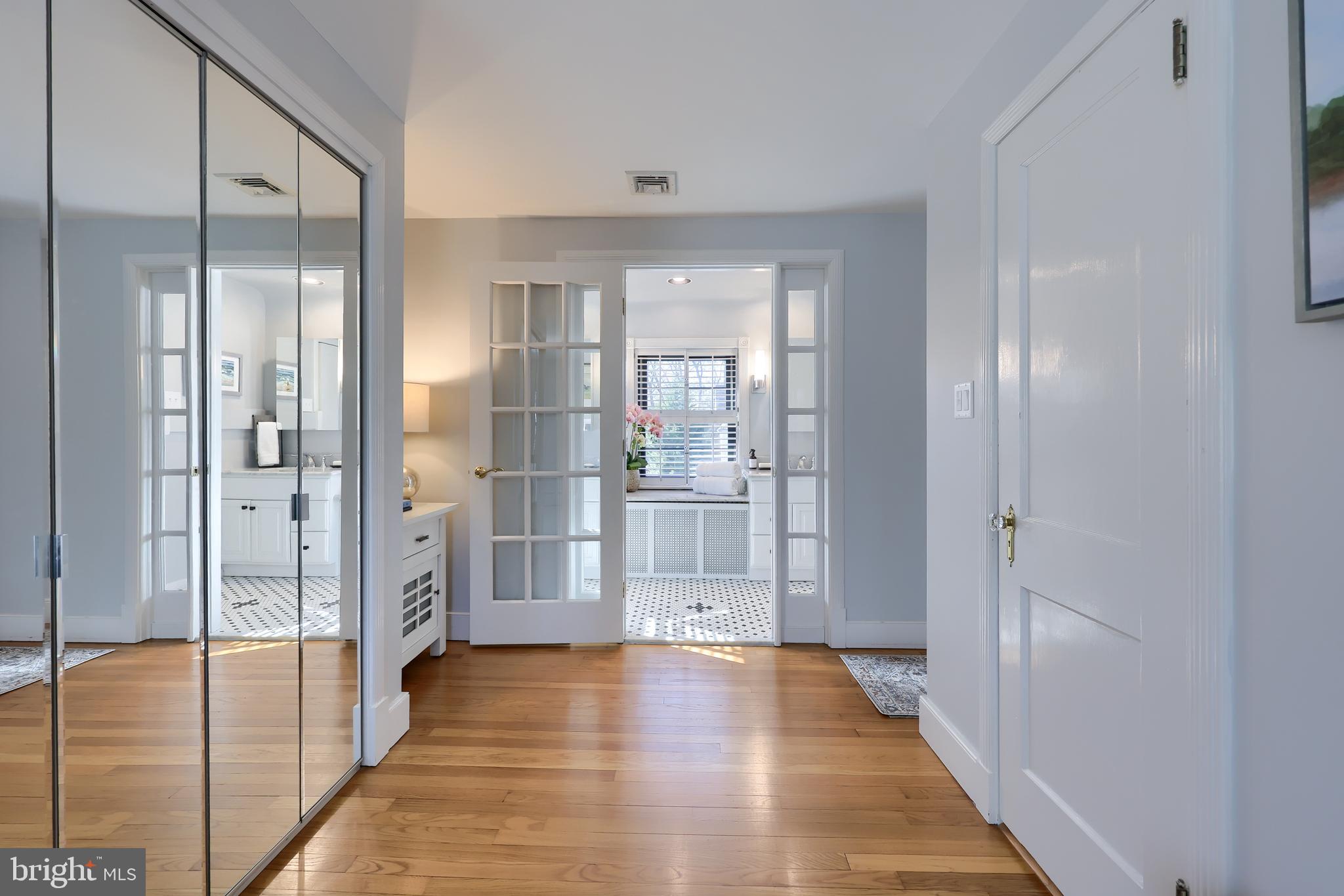 HAMILTON PARK - Residential