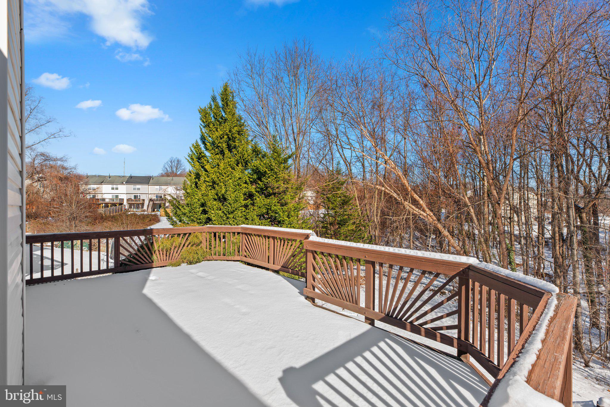 CONSTANT FRIENDSHIP - Residential