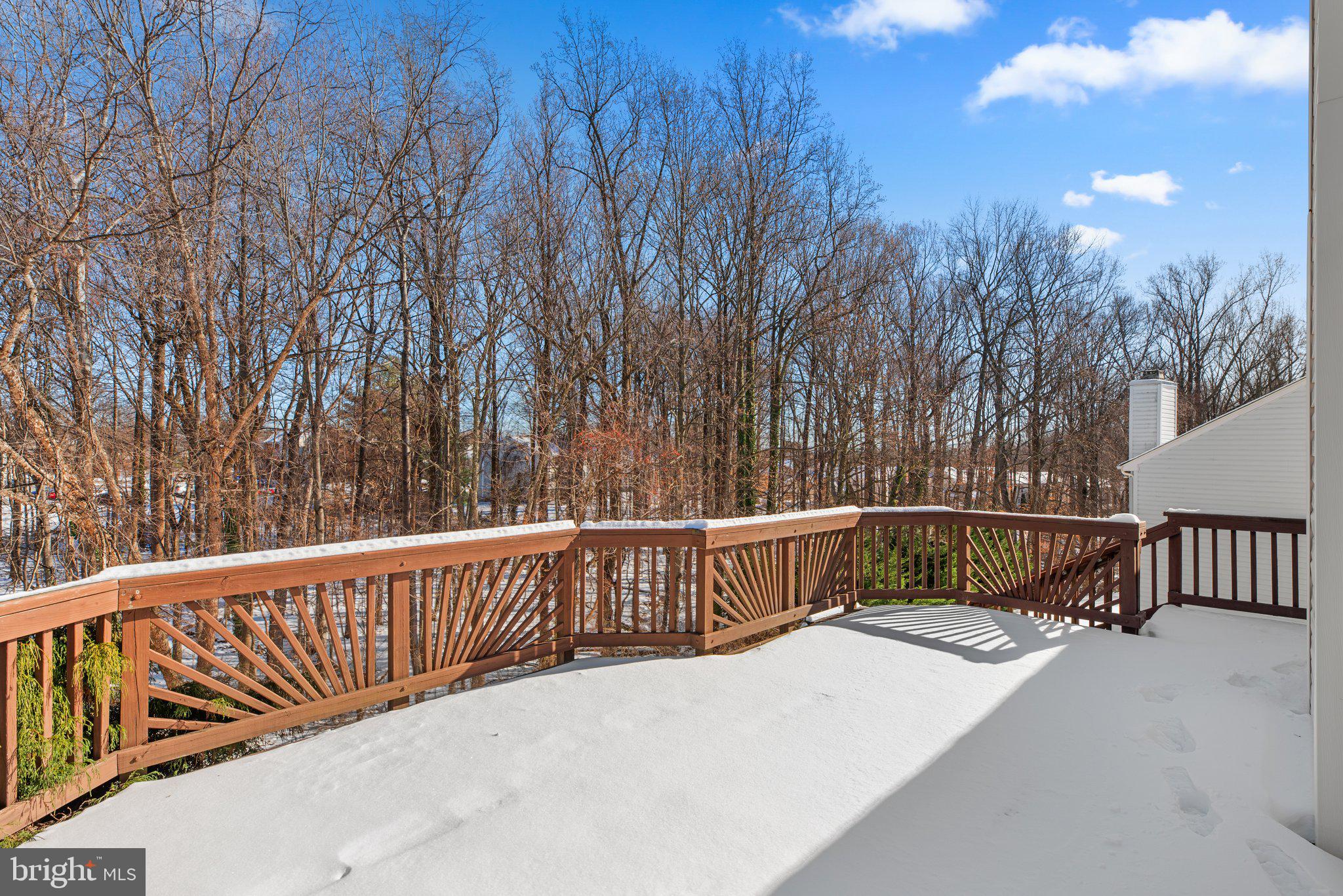 CONSTANT FRIENDSHIP - Residential