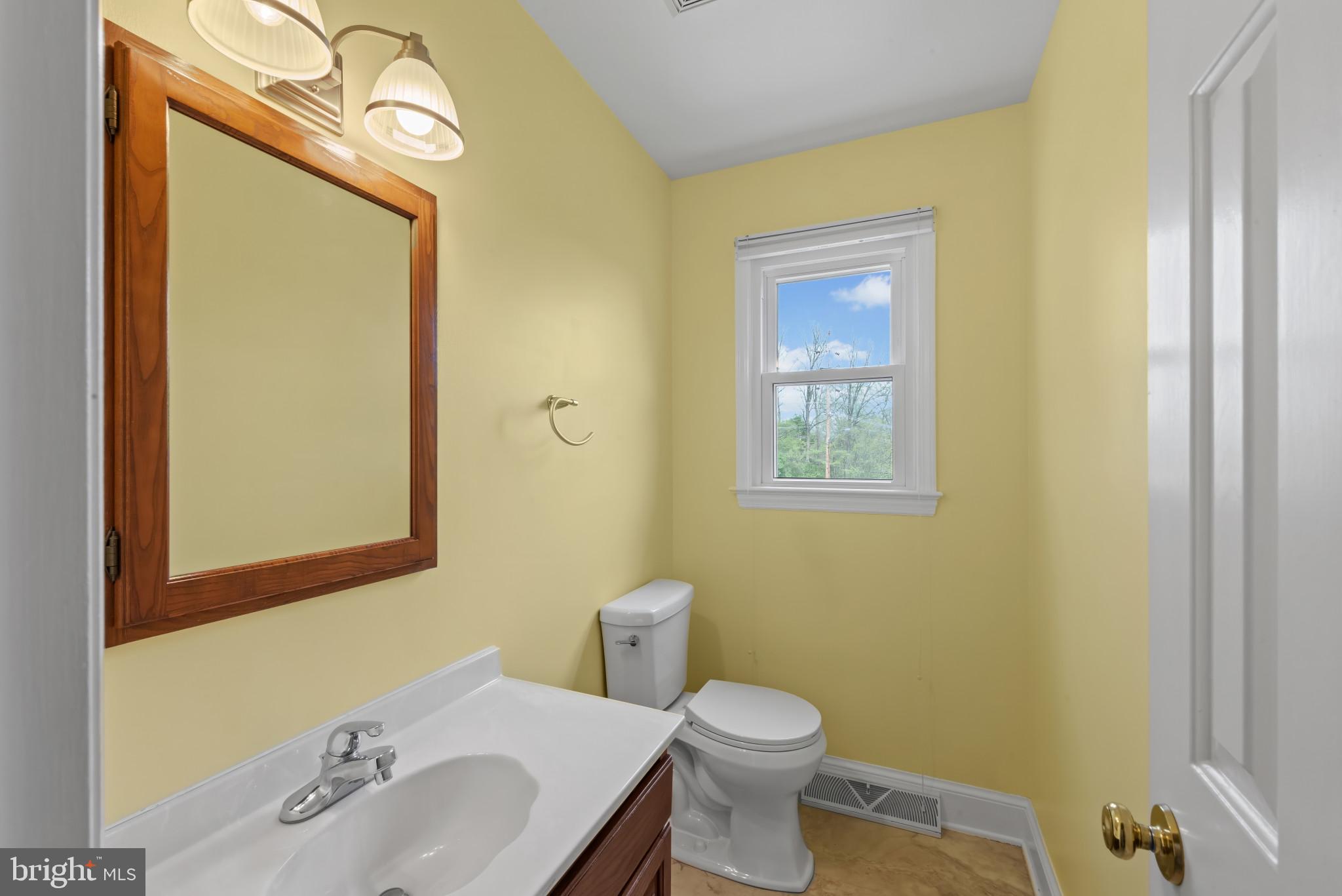 POTOMAC MANOR - Residential