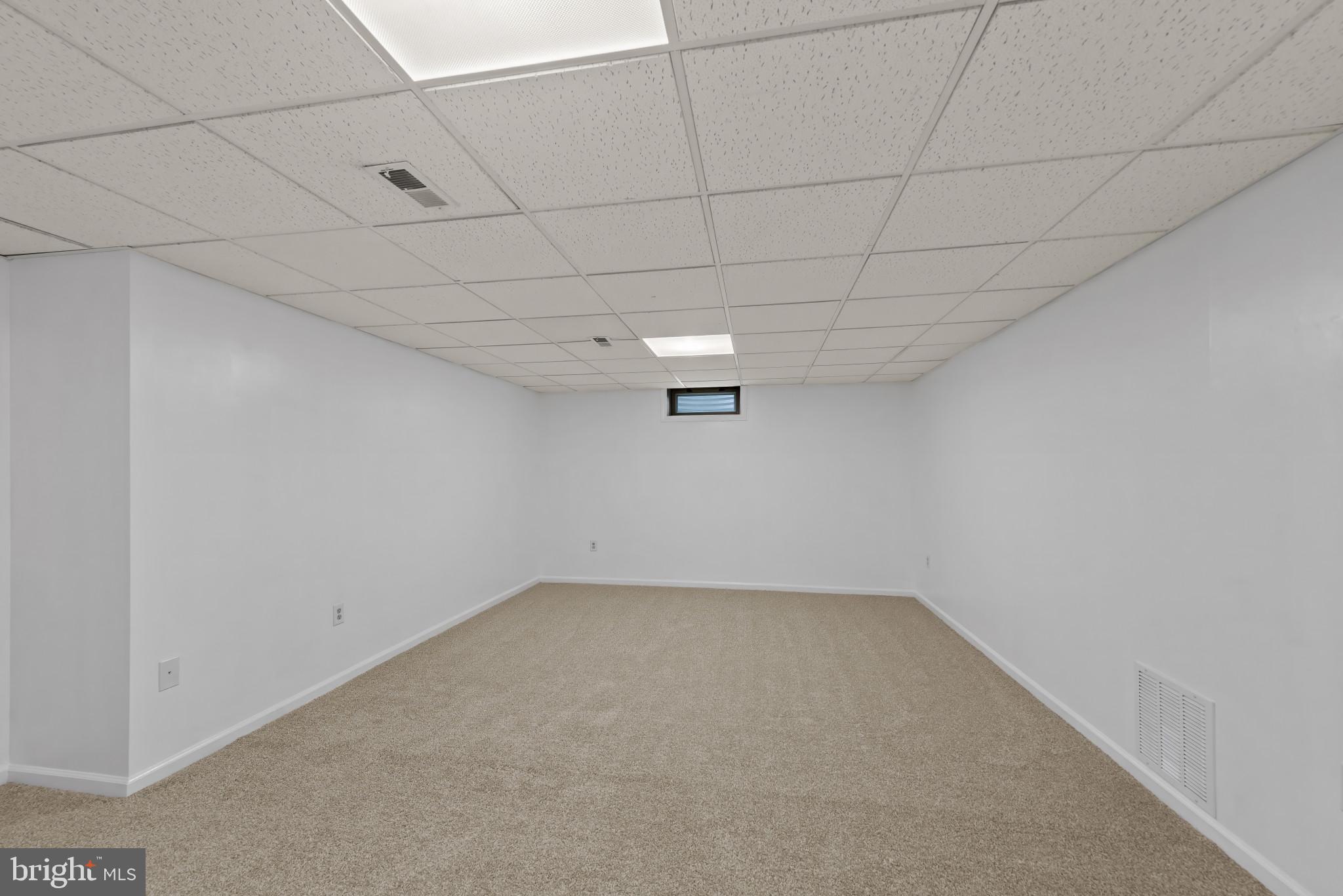 POTOMAC MANOR - Residential