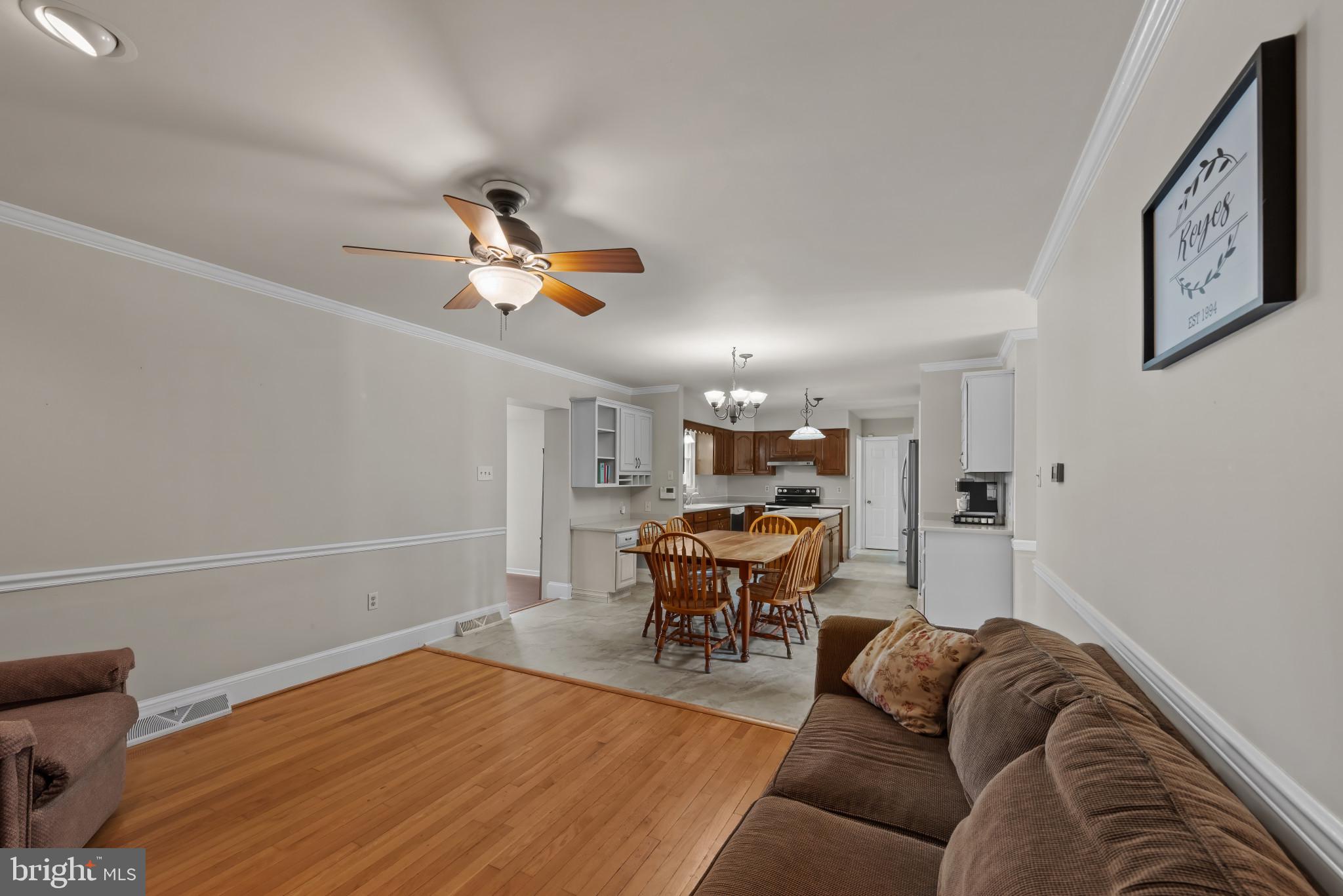 POTOMAC MANOR - Residential