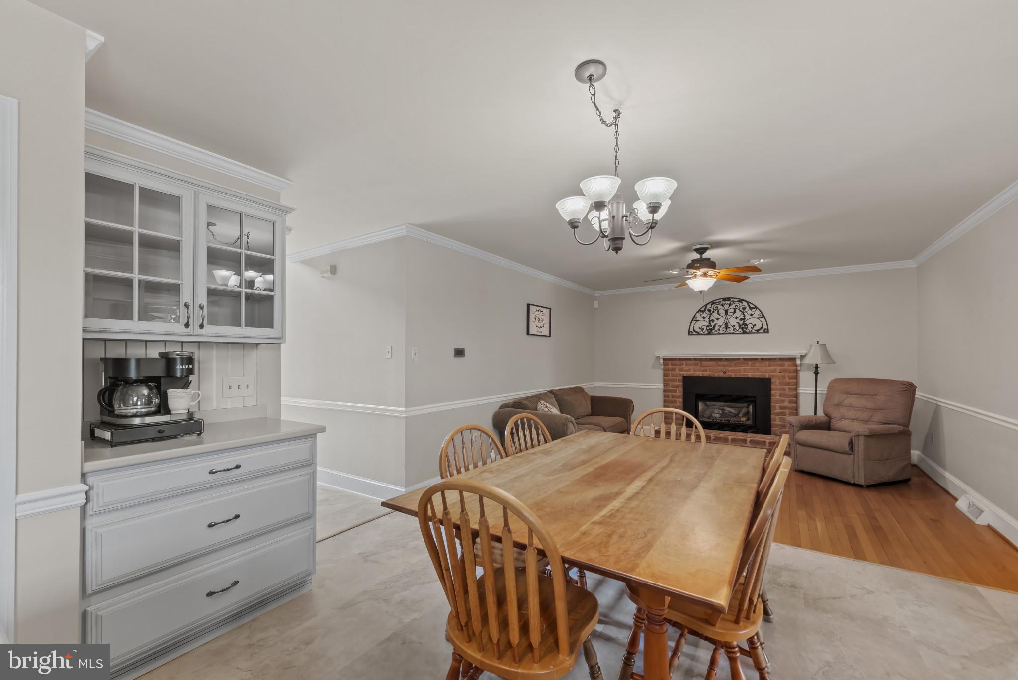 POTOMAC MANOR - Residential