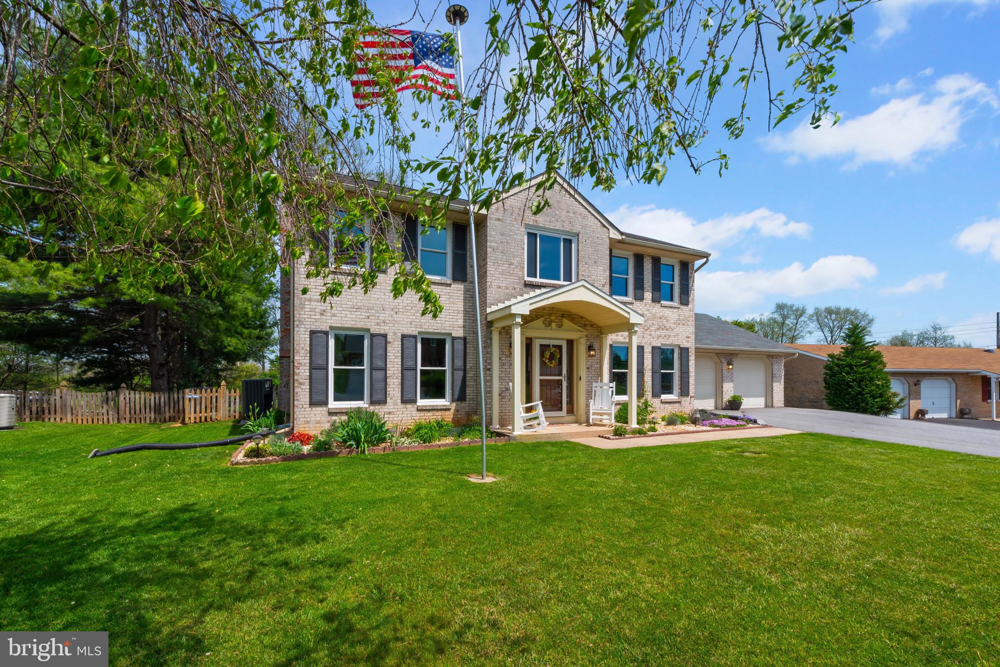 POTOMAC MANOR - Residential