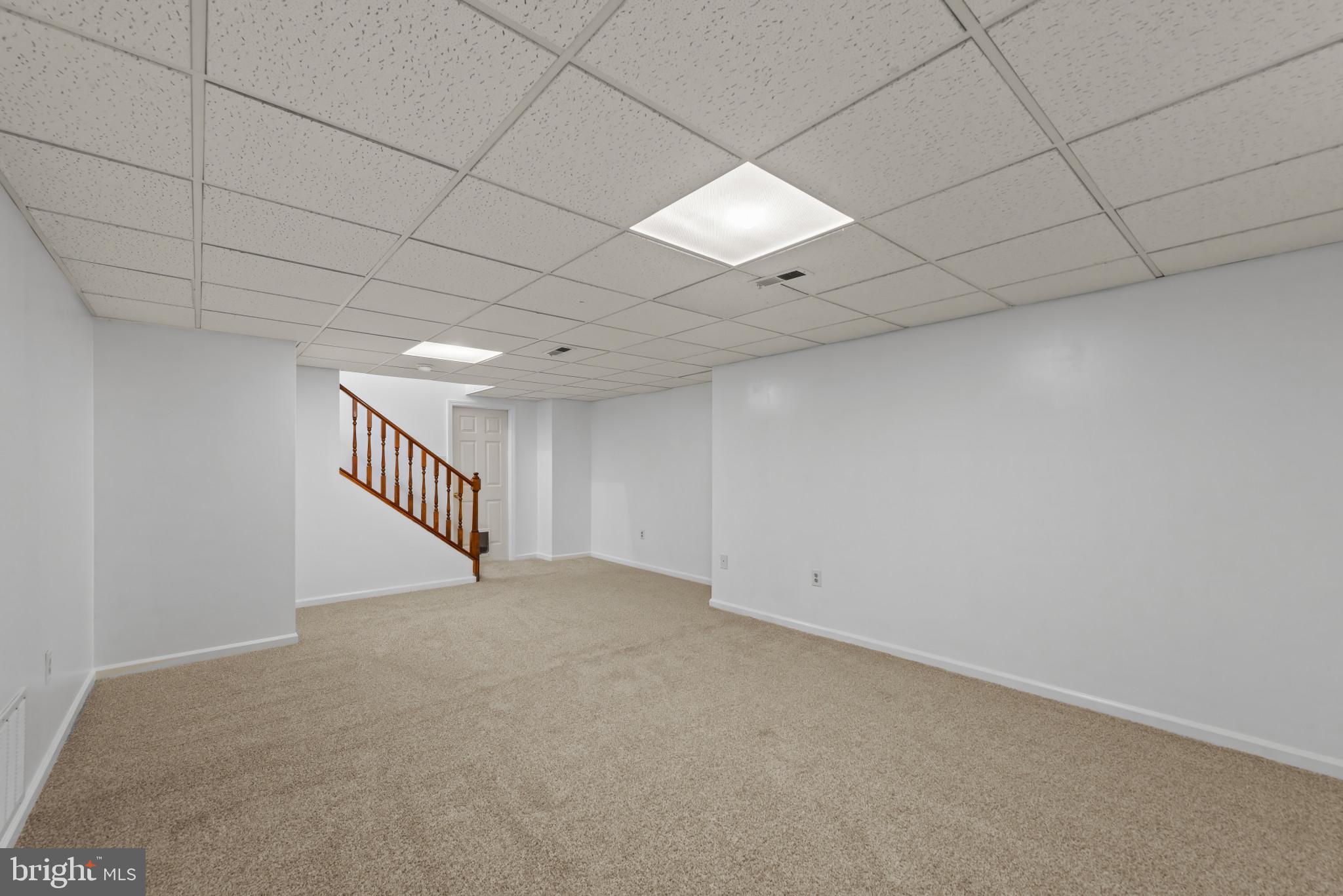 POTOMAC MANOR - Residential