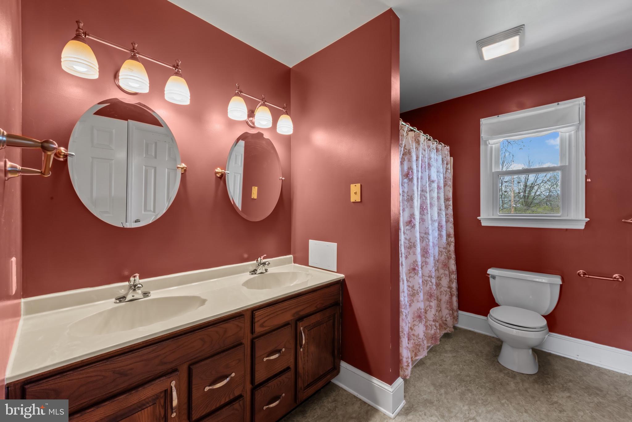 POTOMAC MANOR - Residential