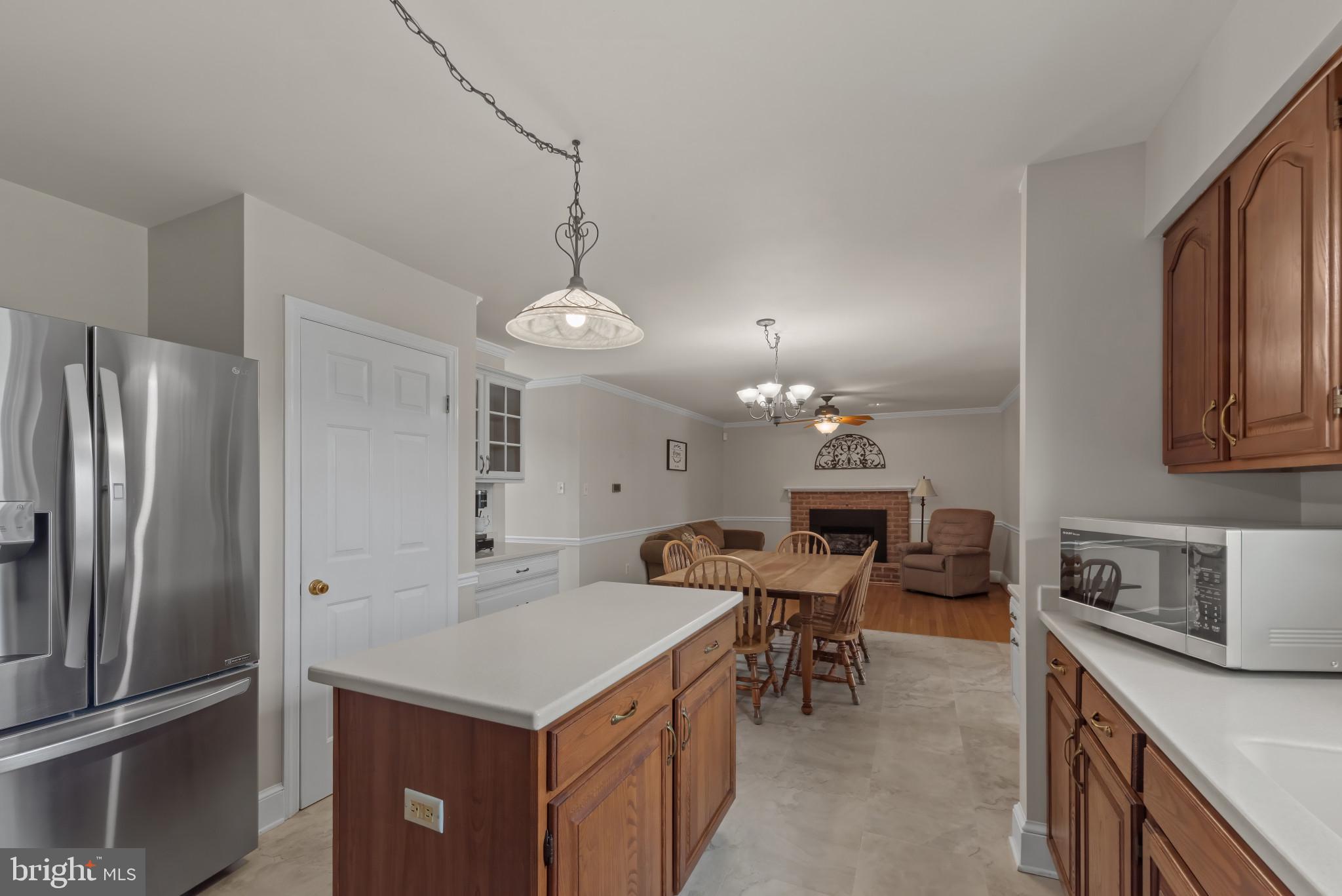 POTOMAC MANOR - Residential