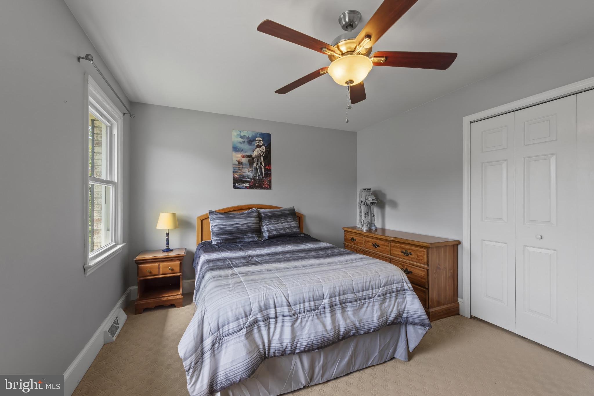 POTOMAC MANOR - Residential