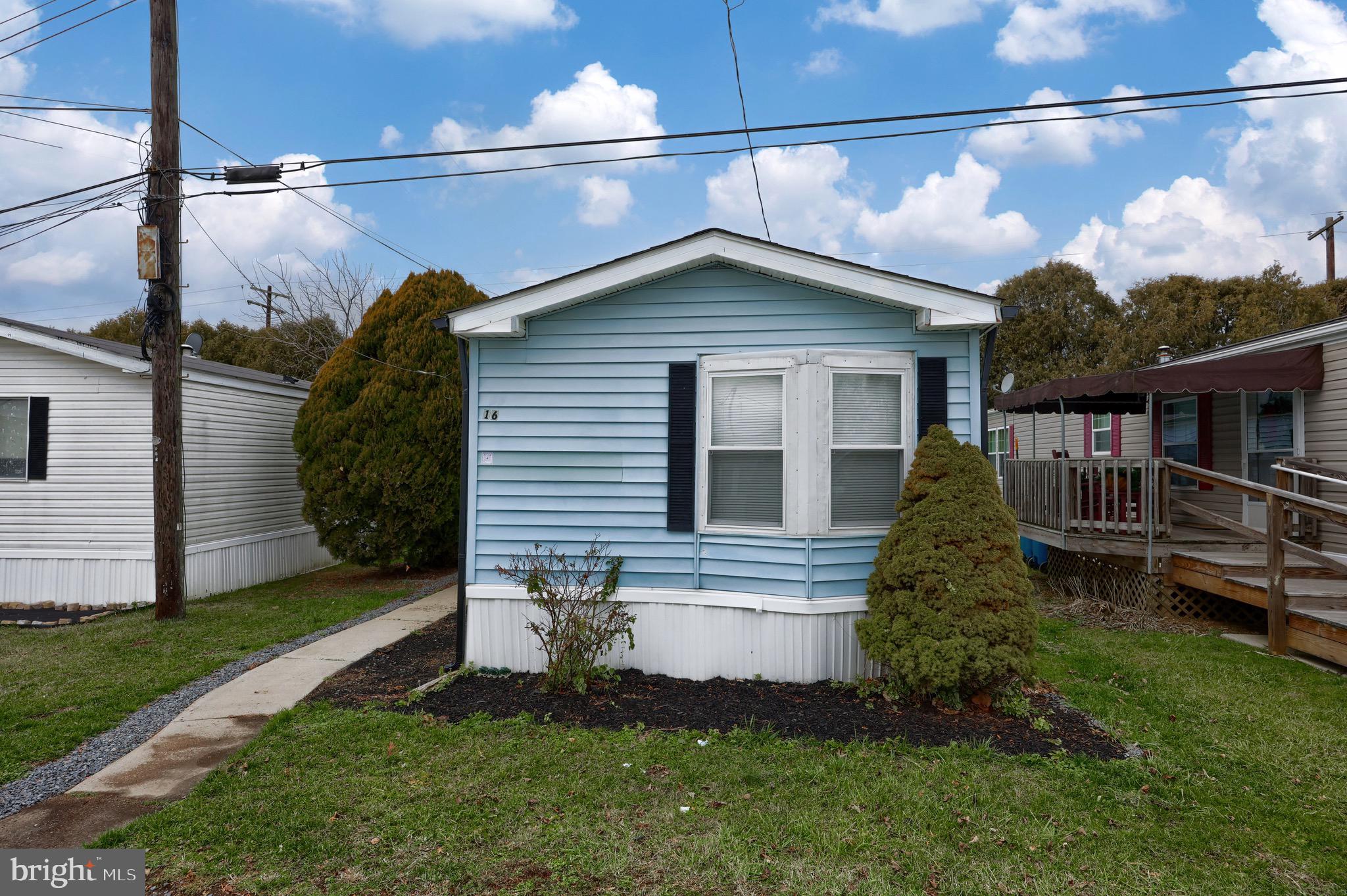 16 HIGHLAND COURT ROAD