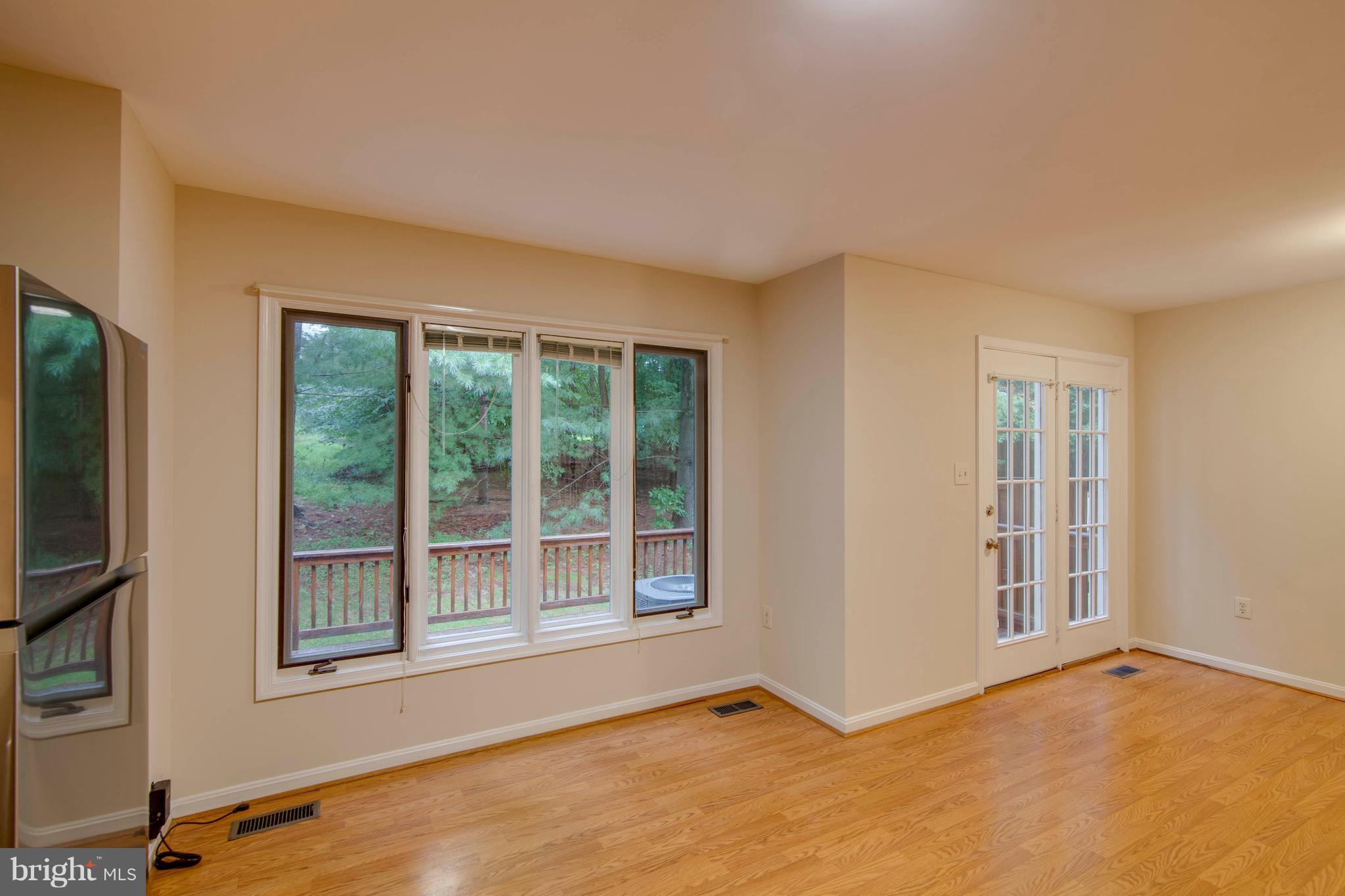 OLDE OAK RIDGE - Residential