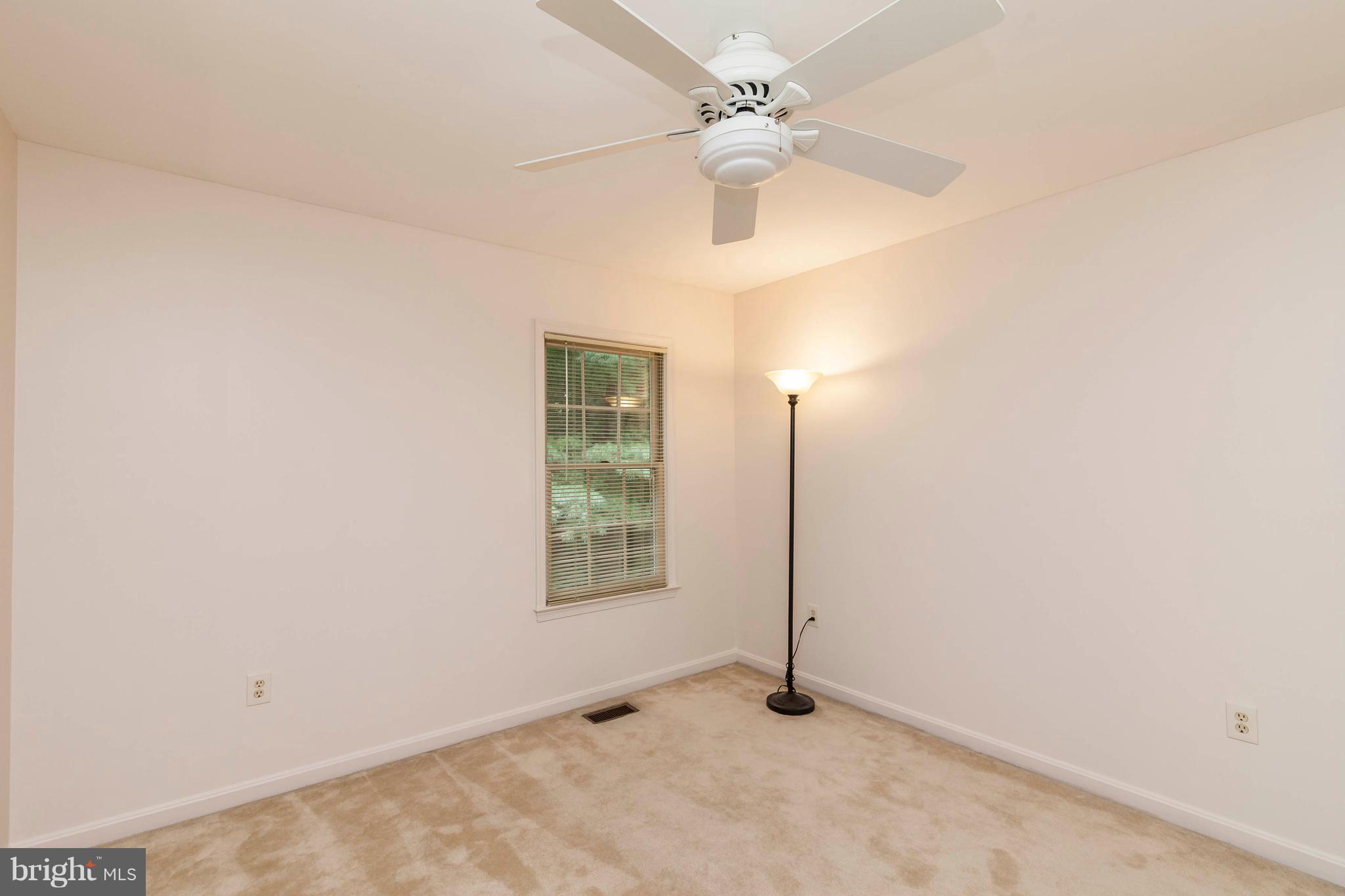 OLDE OAK RIDGE - Residential