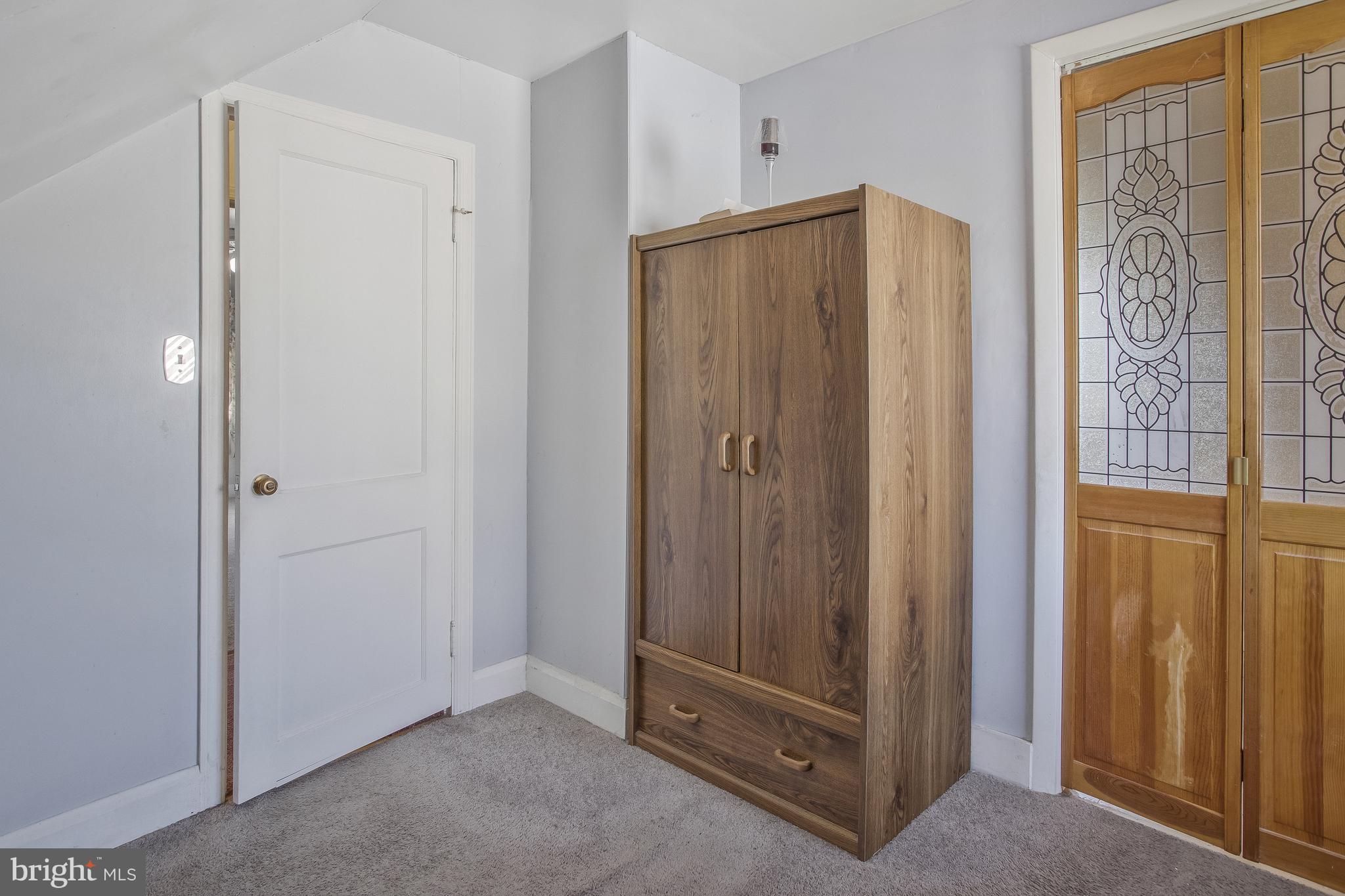 LOGAN VILLAGE - Residential