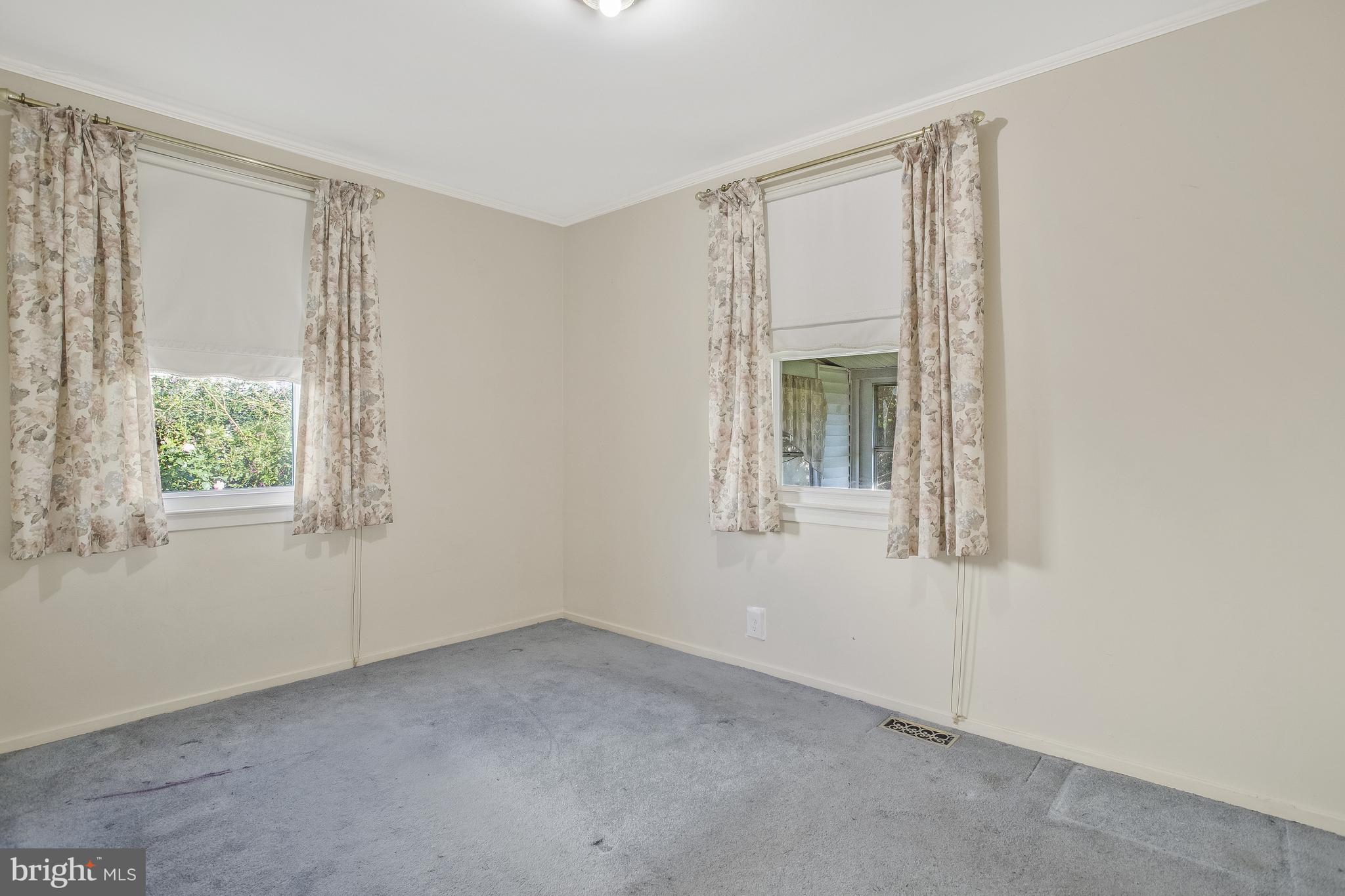 LOGAN VILLAGE - Residential