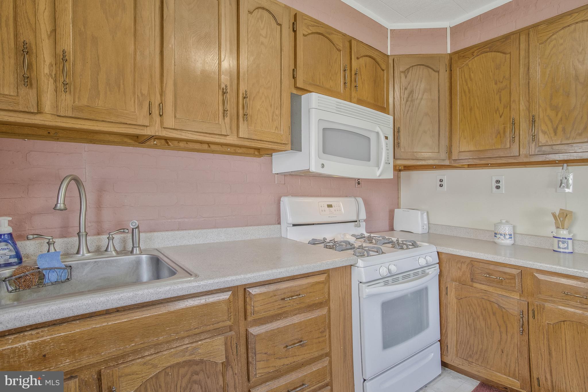 LOGAN VILLAGE - Residential