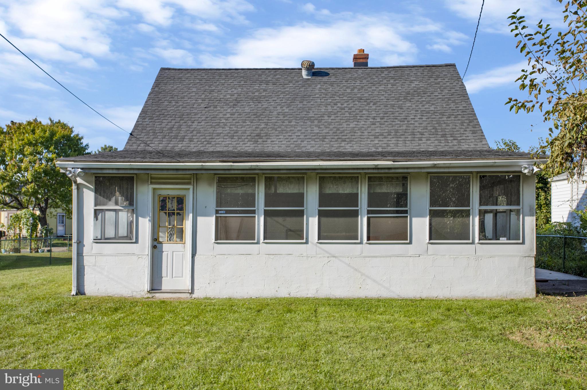 LOGAN VILLAGE - Residential