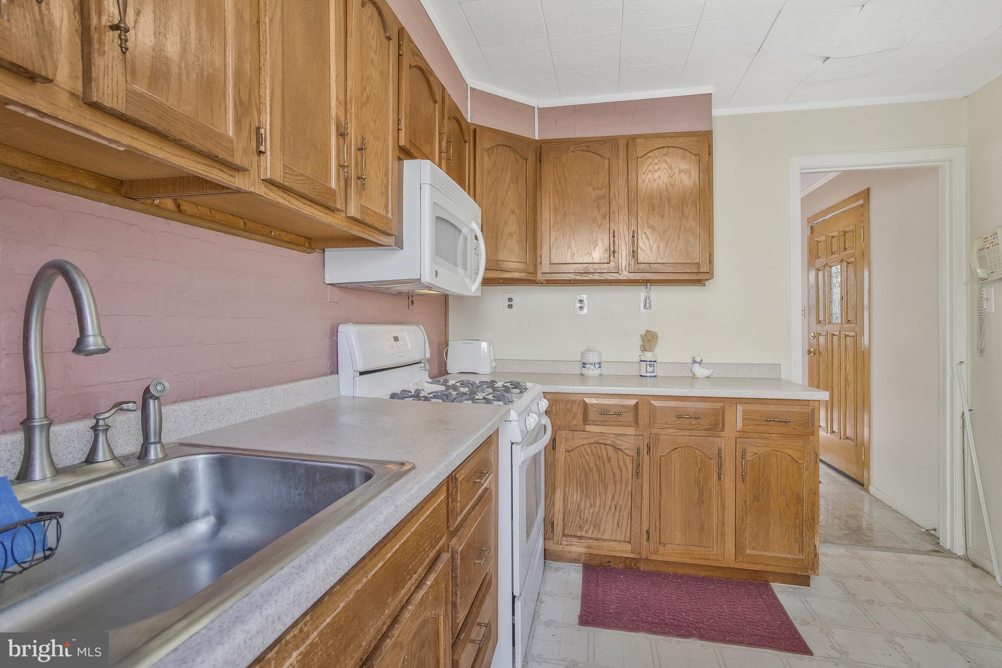 LOGAN VILLAGE - Residential