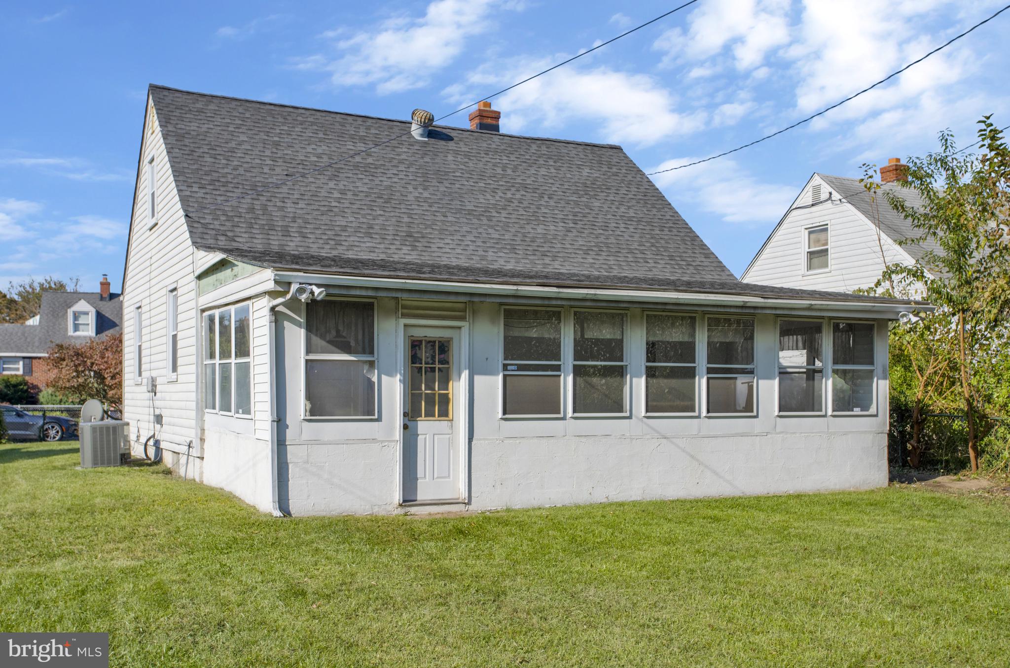 LOGAN VILLAGE - Residential