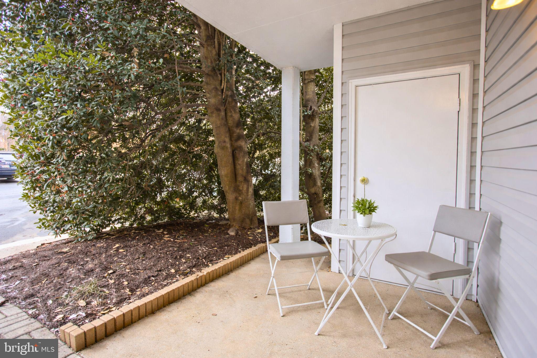 FOUR WINDS AT OAKTON - Residential