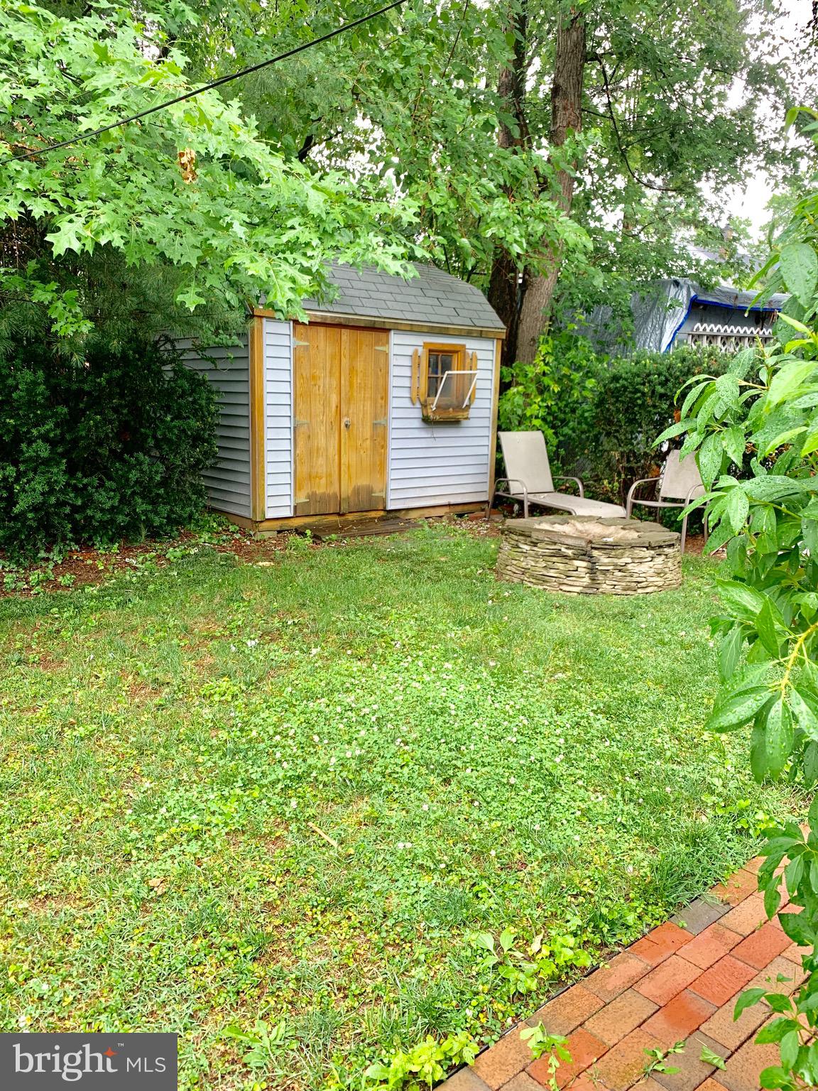 BUCKNELL MANOR - Residential Lease