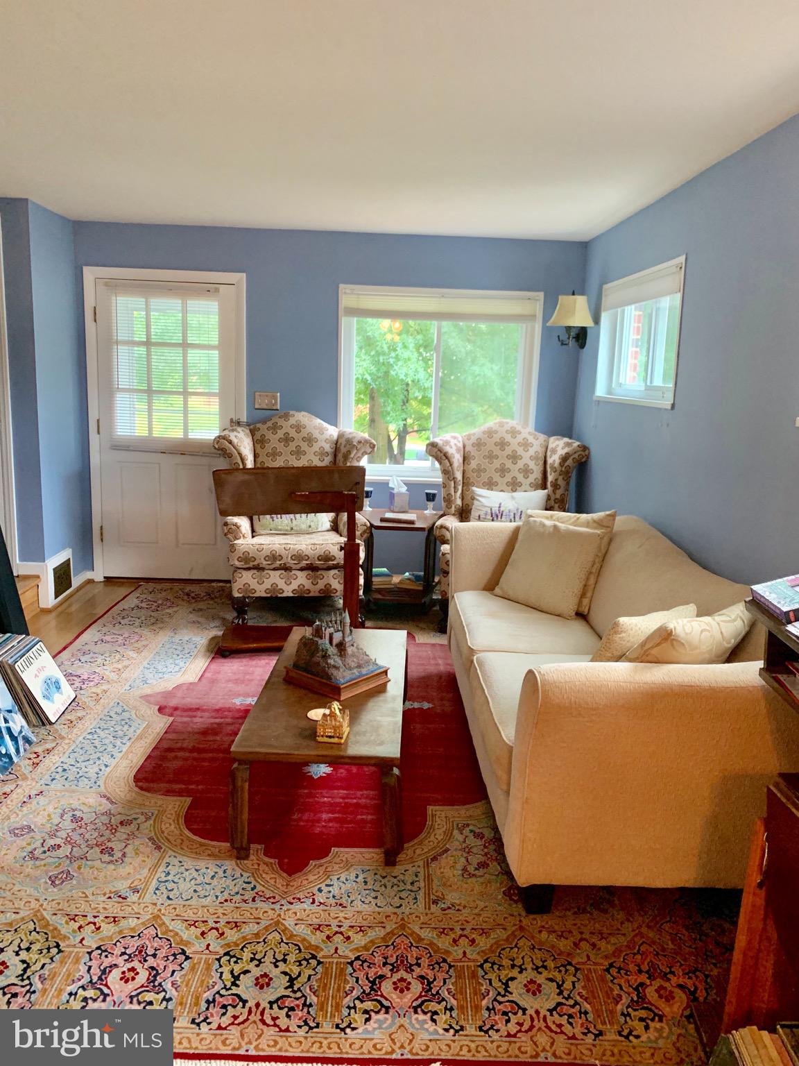 BUCKNELL MANOR - Residential Lease