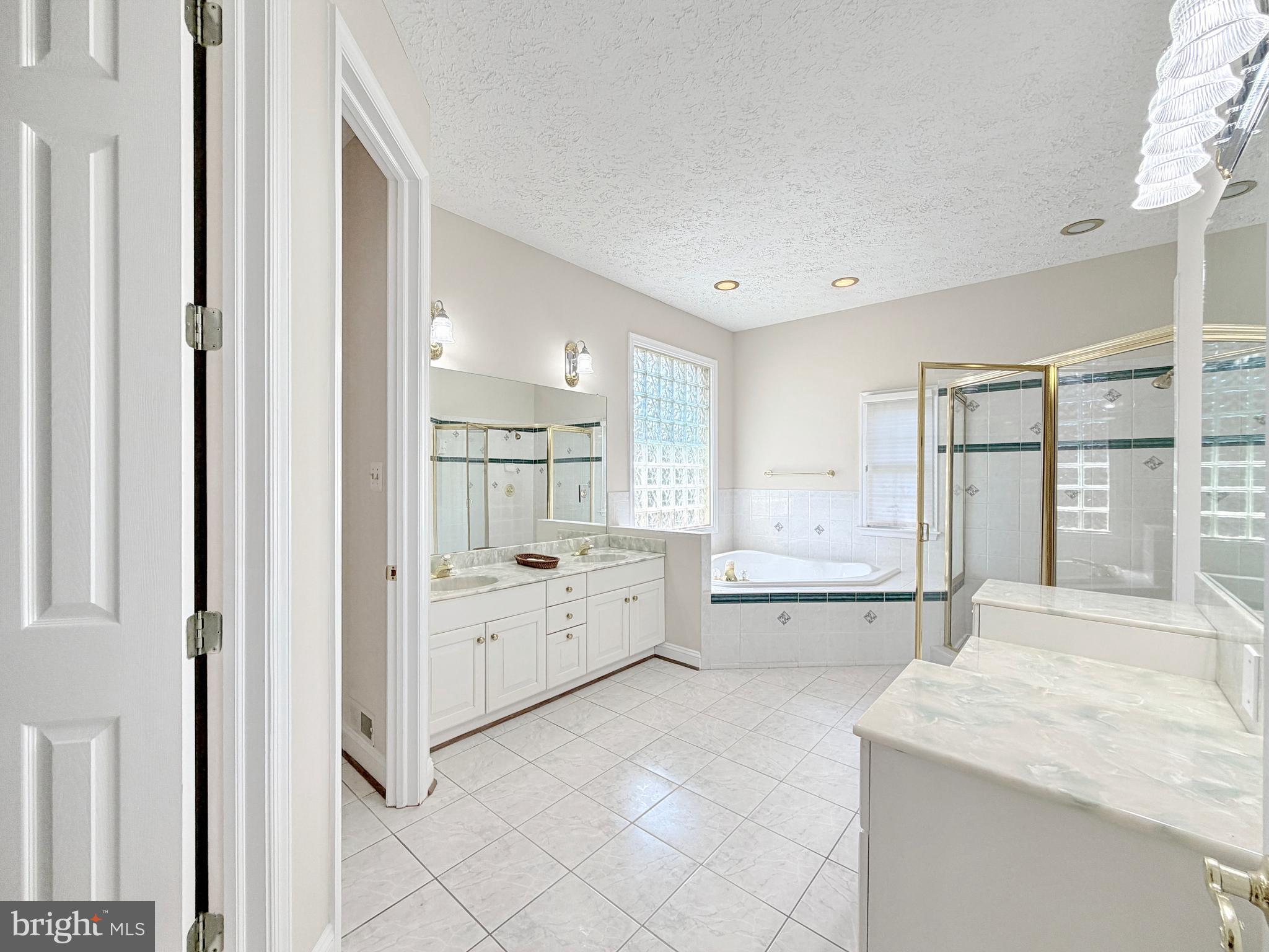 SWAN POINT SUB - Residential