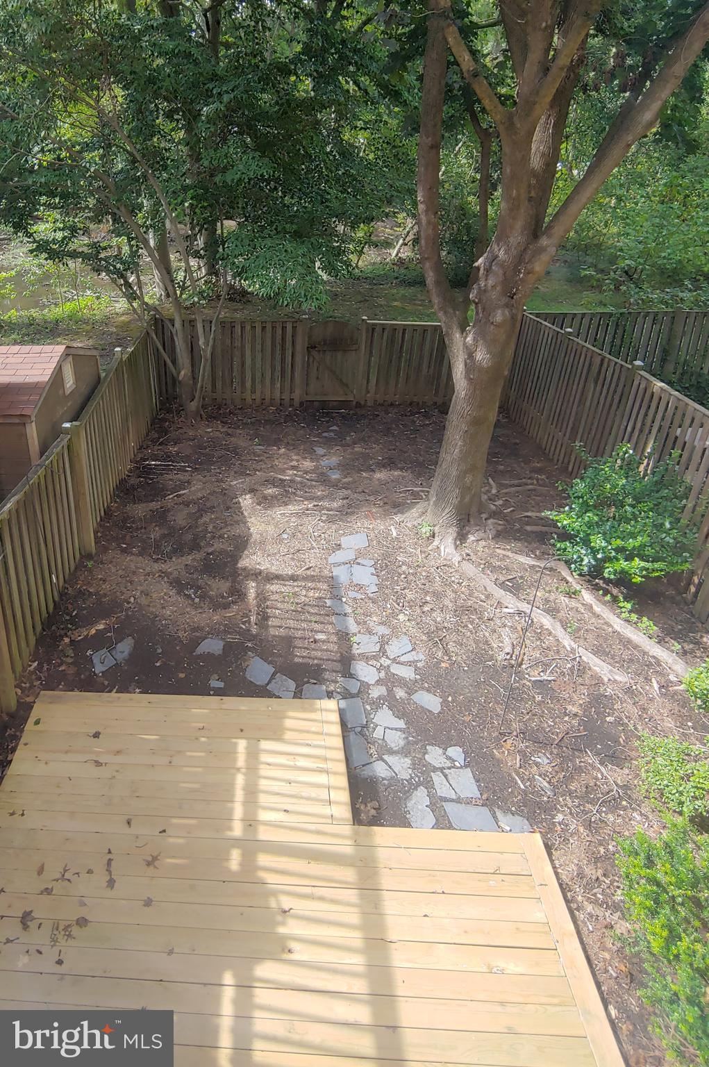 CROFTON COMMONS - Residential Lease