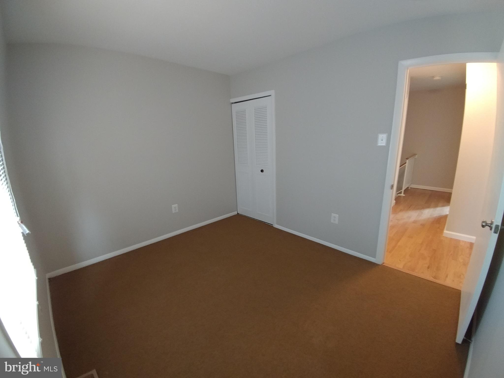 CROFTON COMMONS - Residential Lease