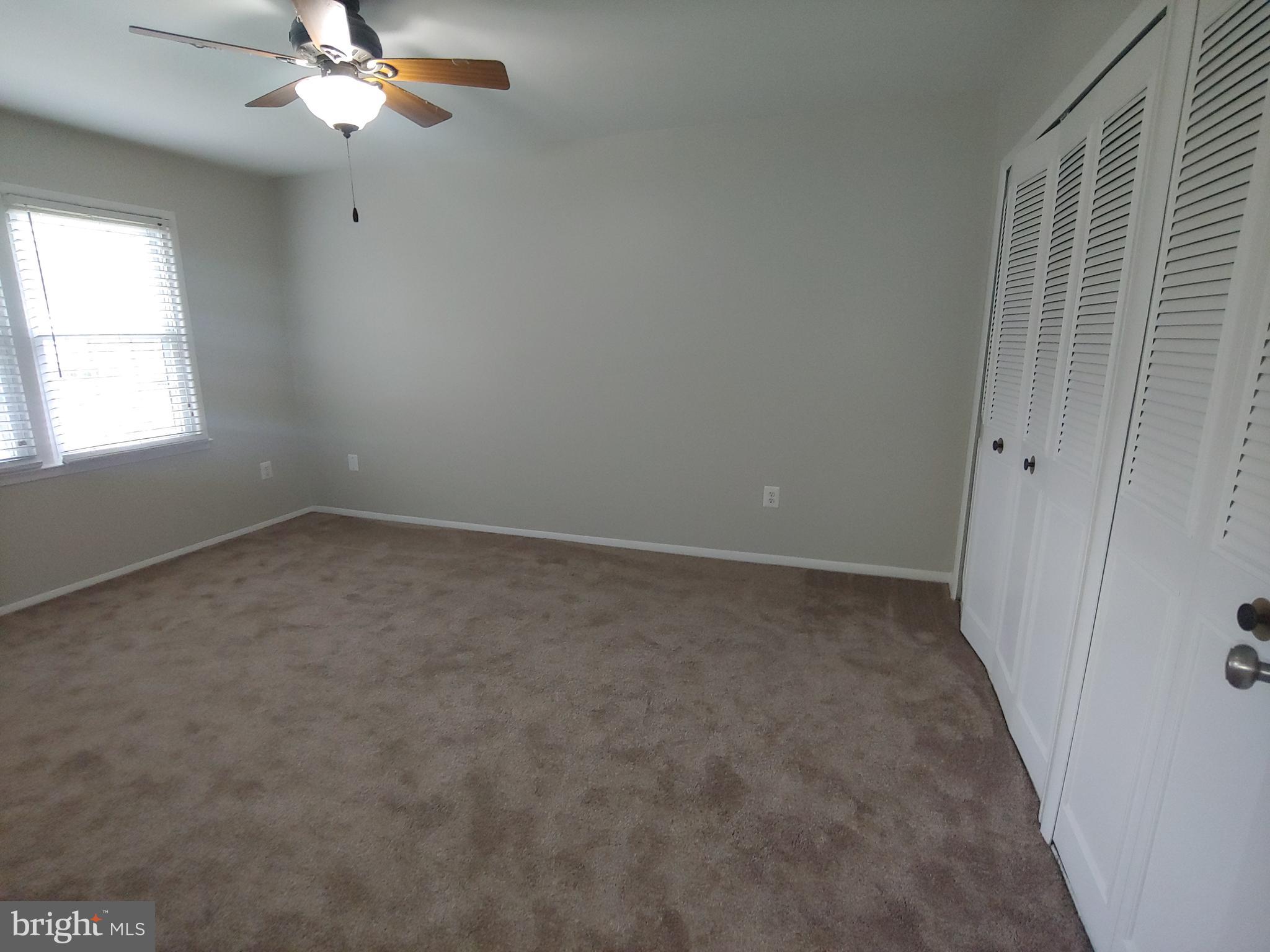 CROFTON COMMONS - Residential Lease