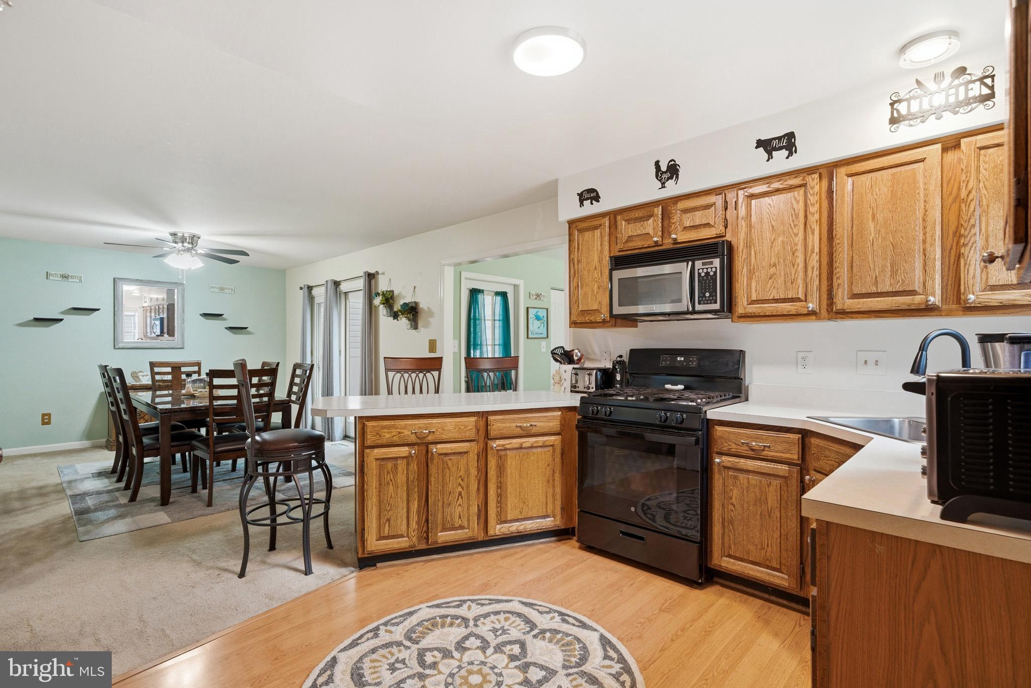 GRAY INN COURT - Residential