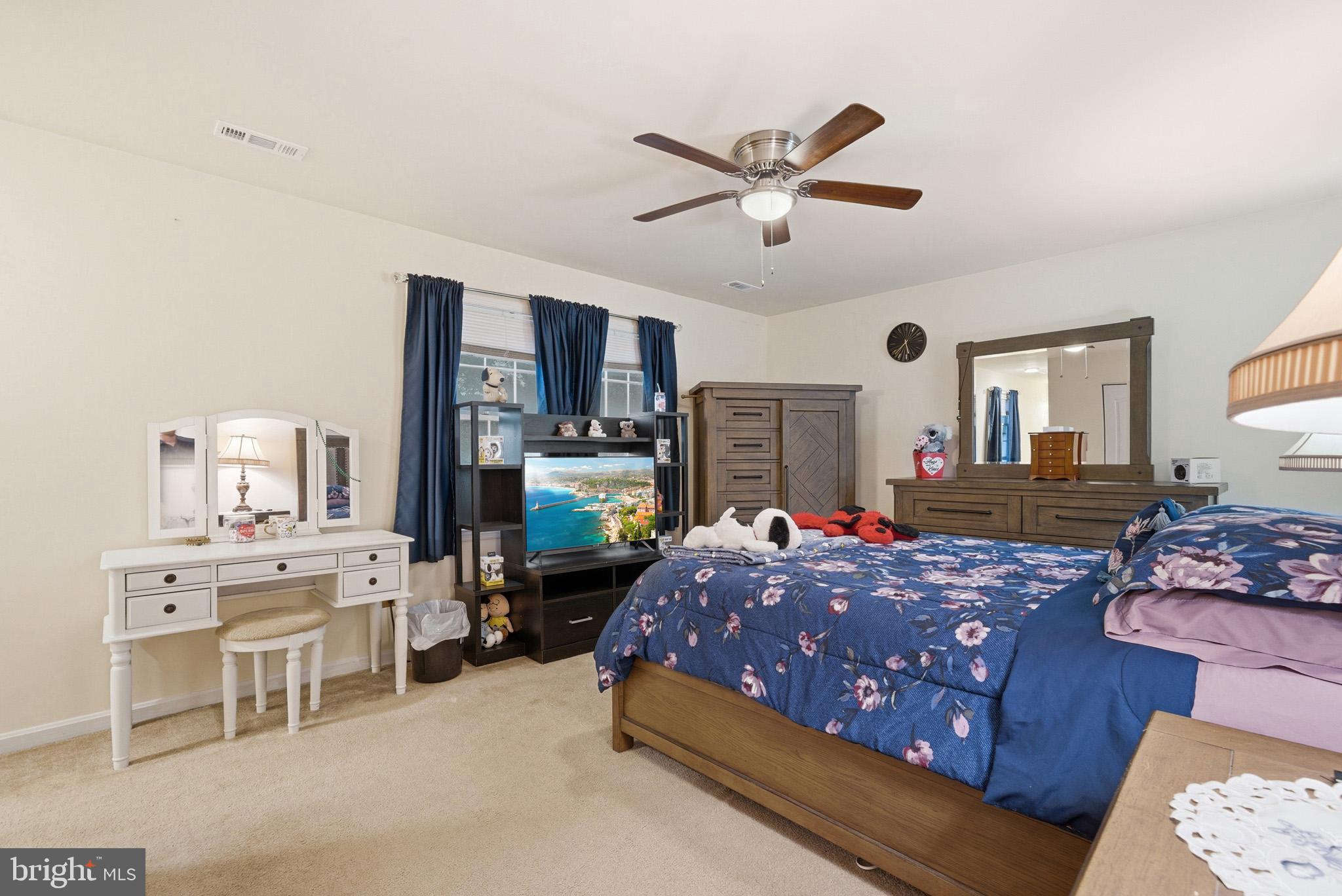 GRAY INN COURT - Residential