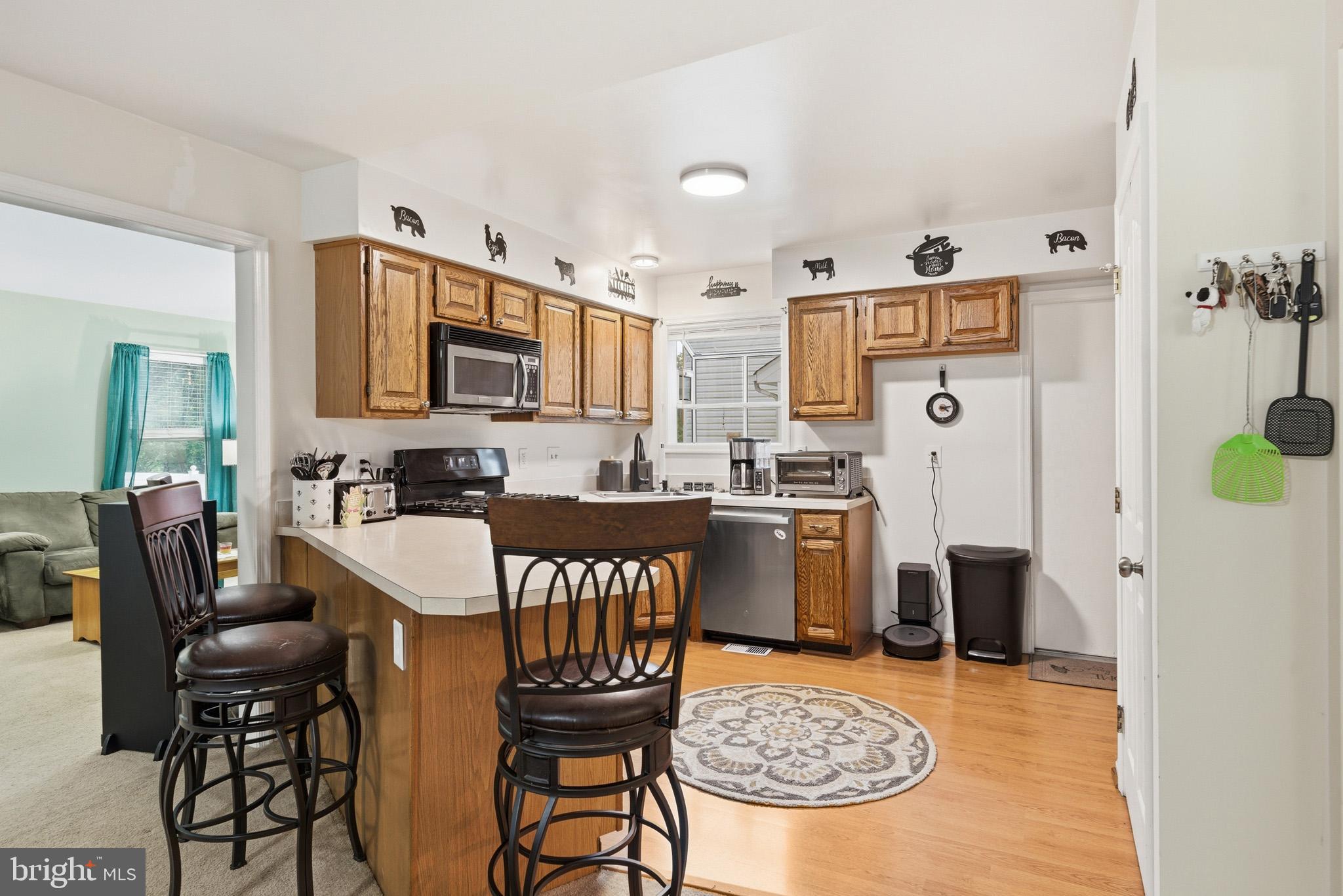 GRAY INN COURT - Residential