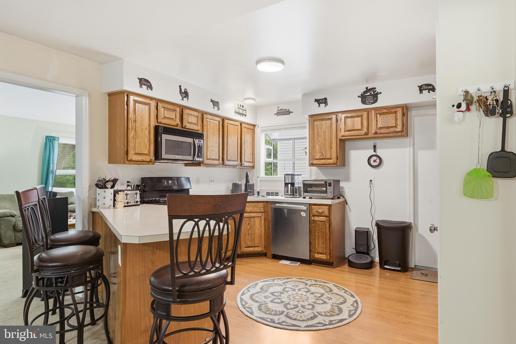 GRAY INN COURT - Residential
