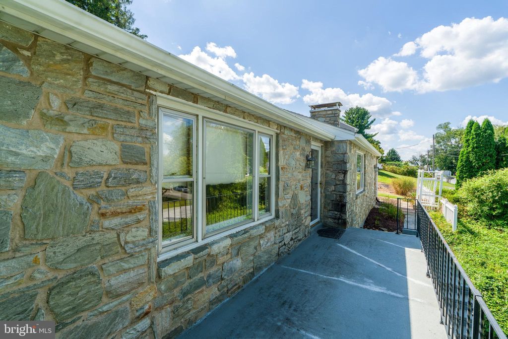 Photo of 1616 Magnolia Drive, LANCASTER, PA 17602 (MLS # PALA2075922)