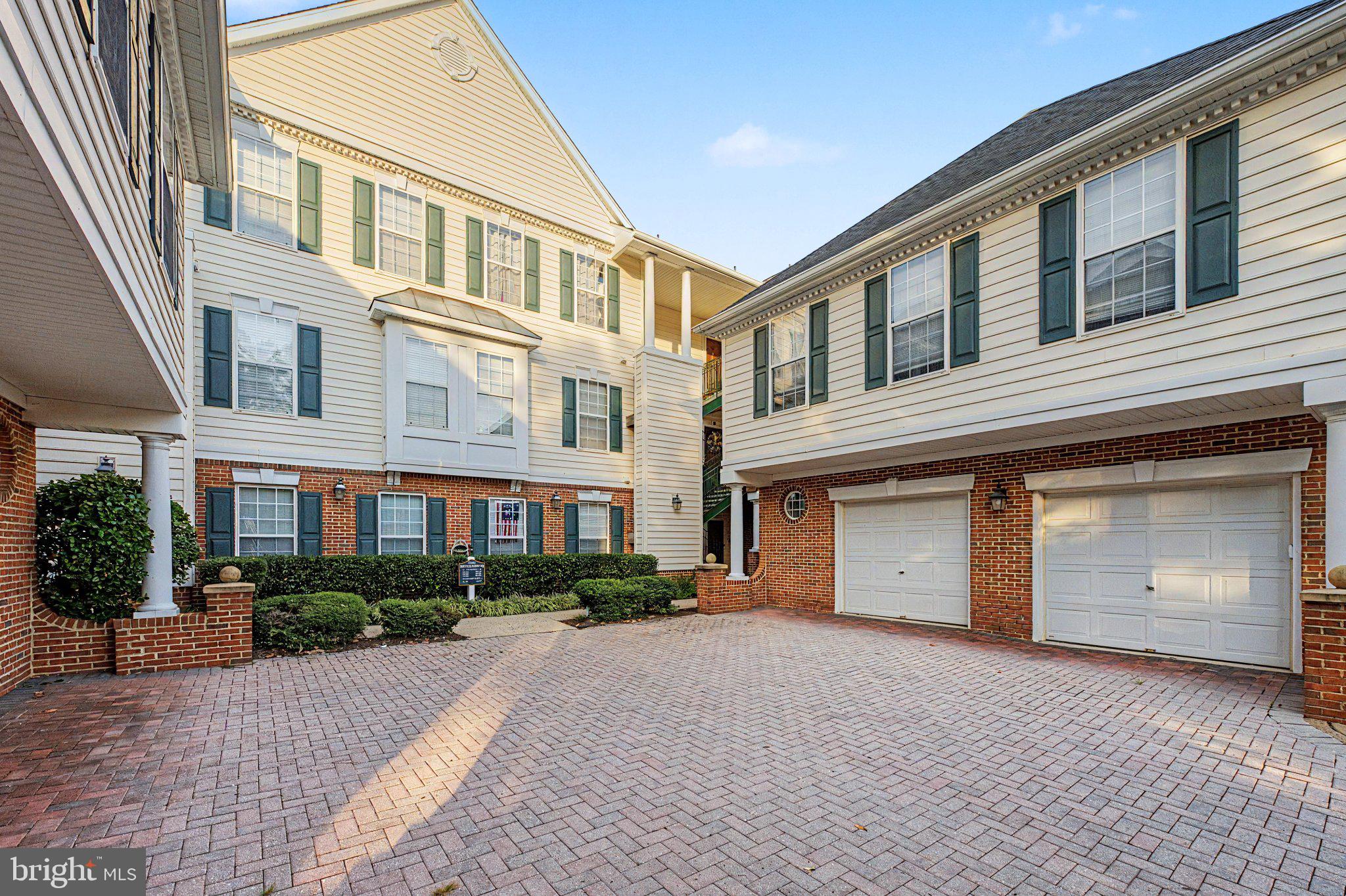 25252 RIFFLEFORD SQUARE 204