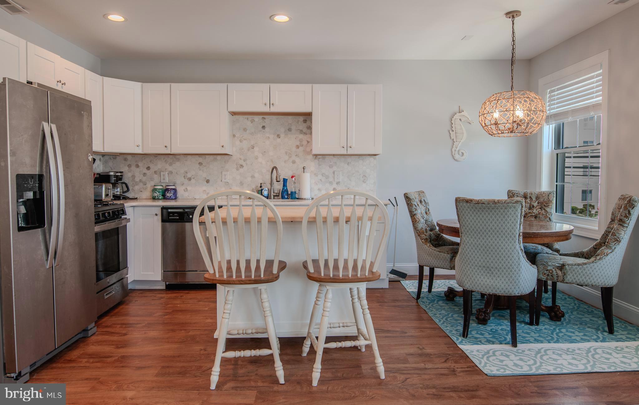 126 N CAMBRIDGE AVENUE A