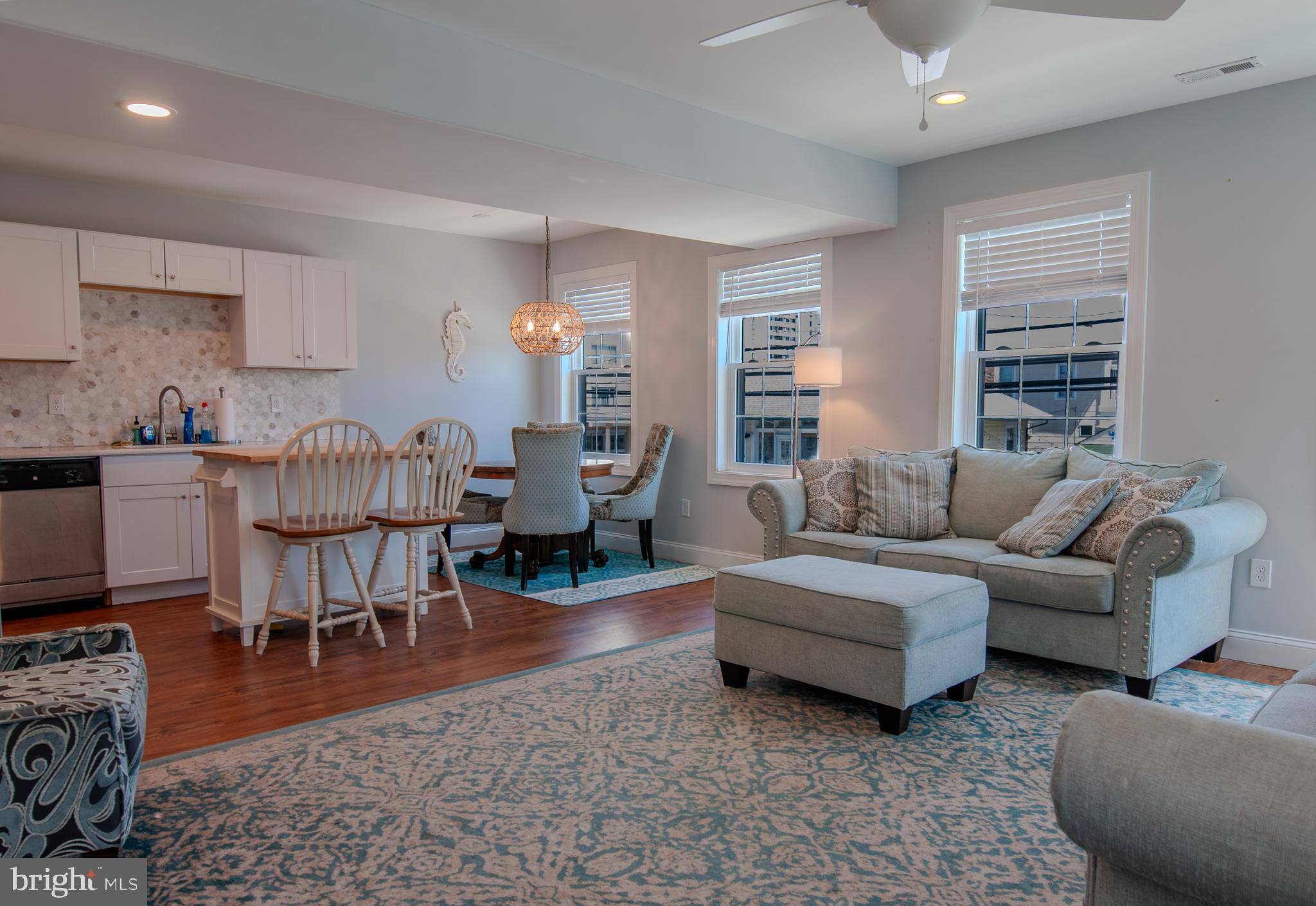 126 N CAMBRIDGE AVENUE A