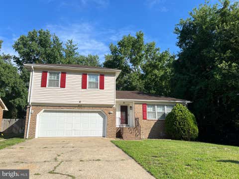 Homes For Sale - 417 Crown Crescent<br/> CHESAPEAKE, VA 23325