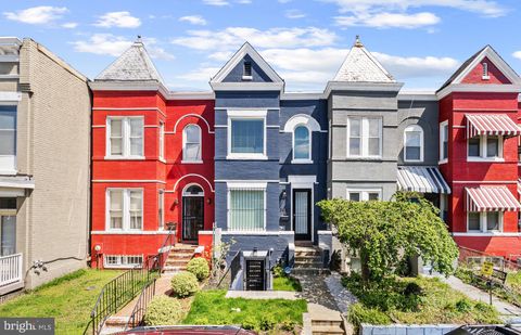 3657 13TH STREET NW WASHINGTON DC 20010