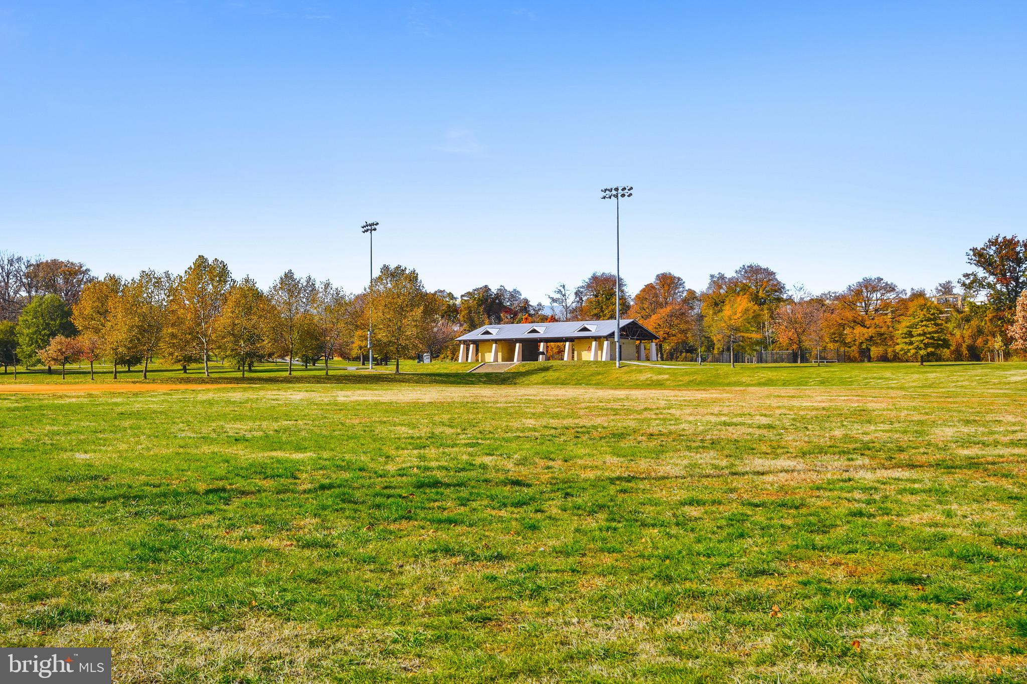 WASHINGTON VILLAGE - Residential Lease