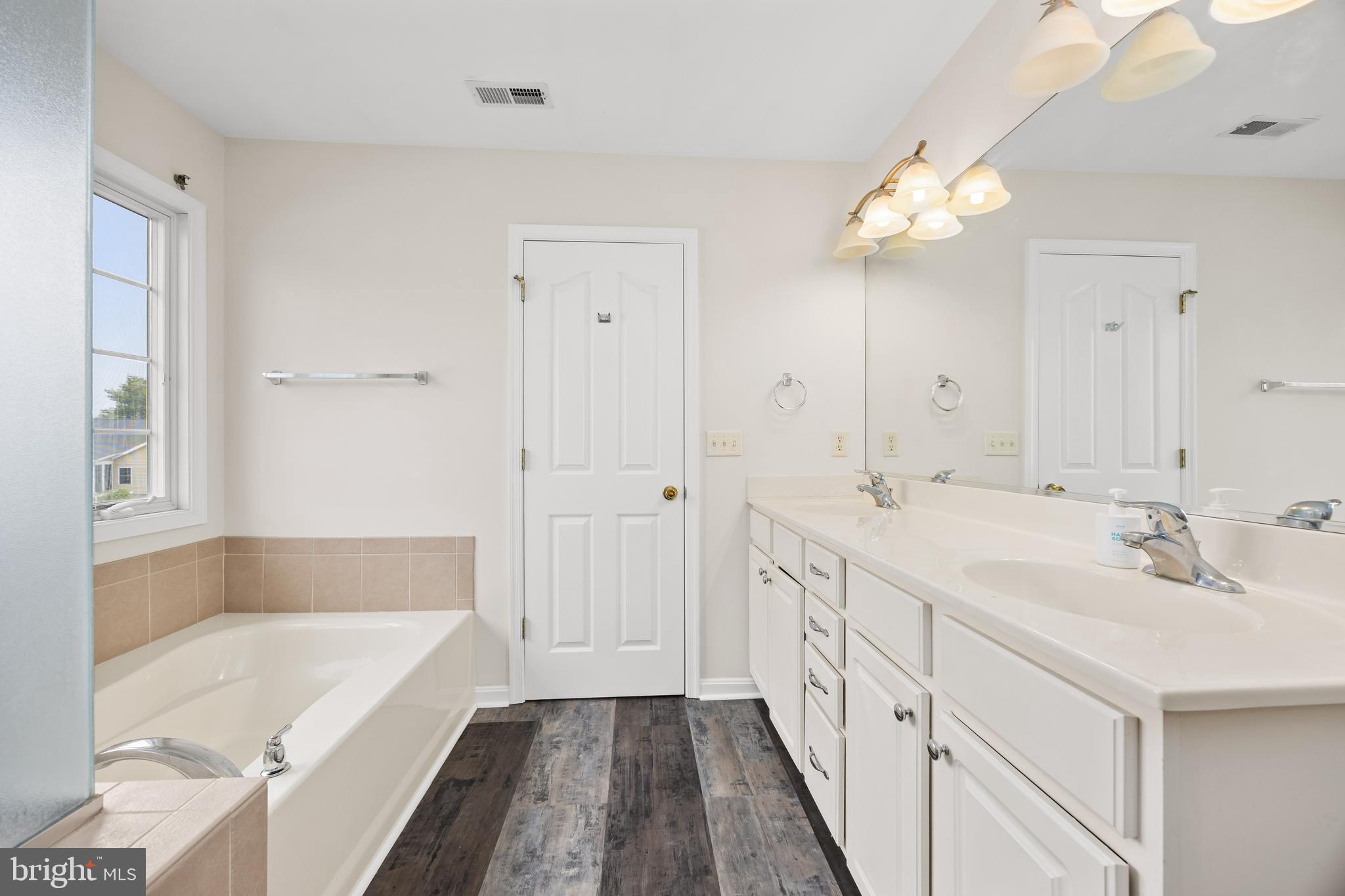 SLEEPY HOLLOW - Residential