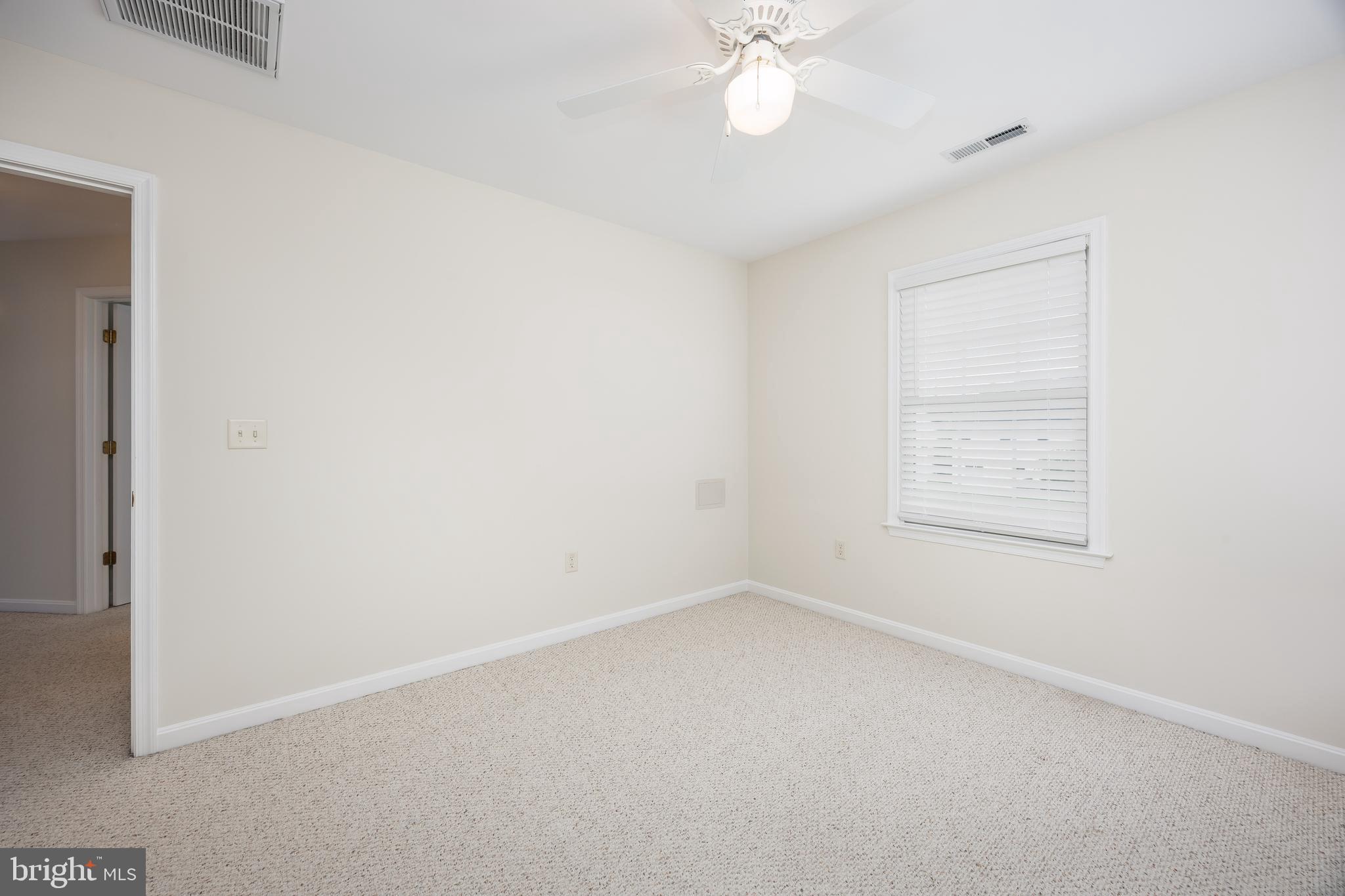 SLEEPY HOLLOW - Residential