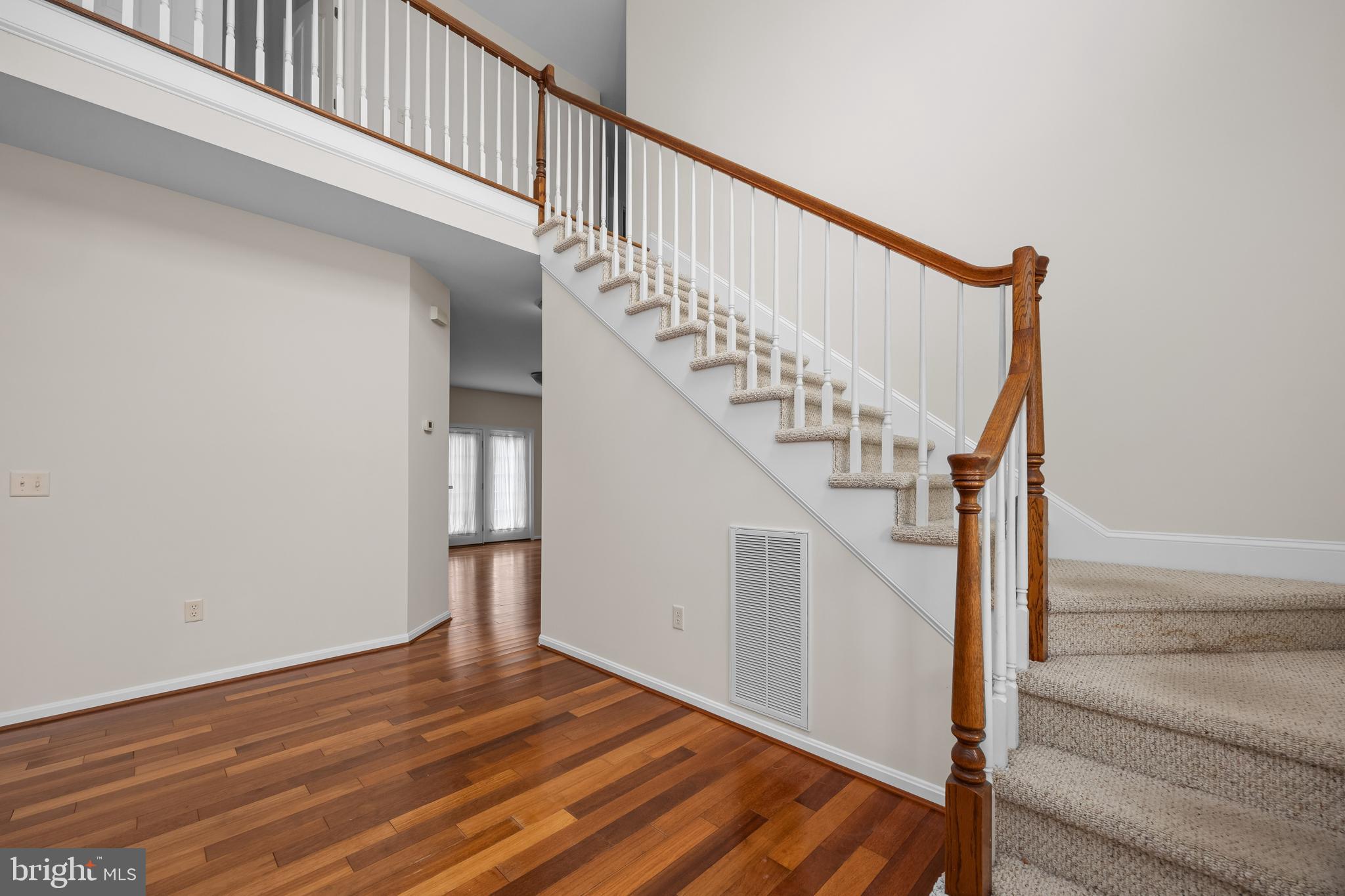 SLEEPY HOLLOW - Residential