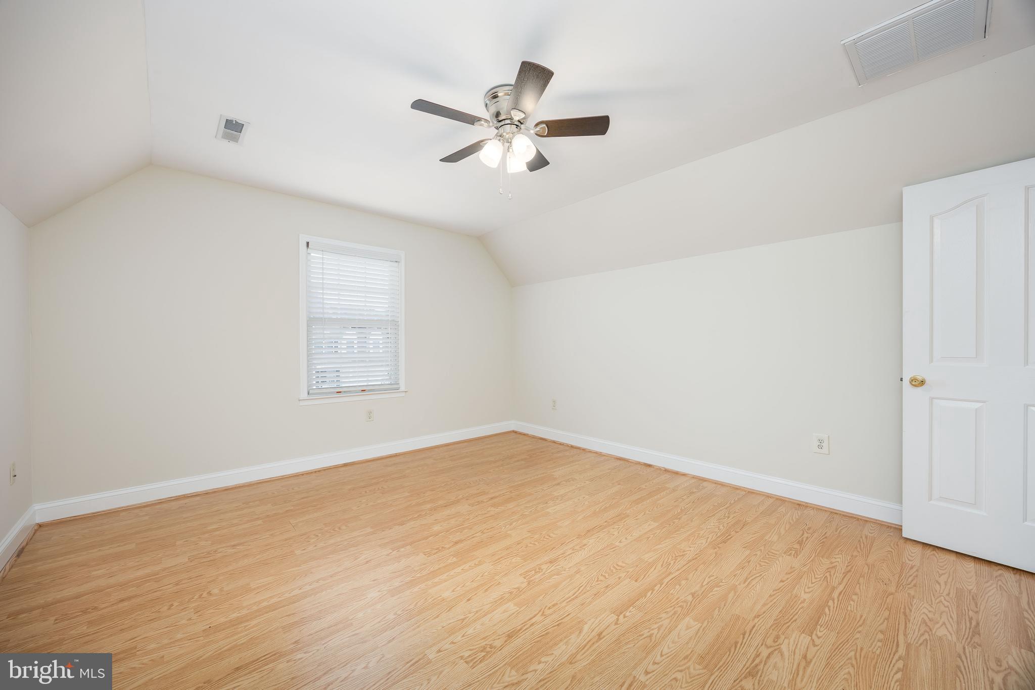 SLEEPY HOLLOW - Residential