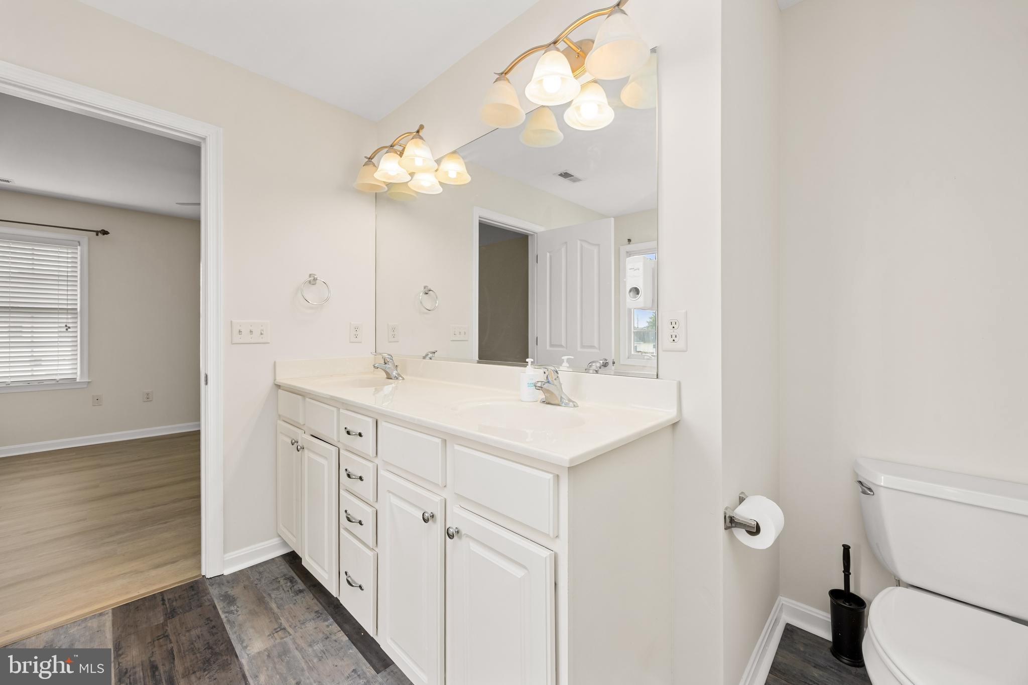 SLEEPY HOLLOW - Residential